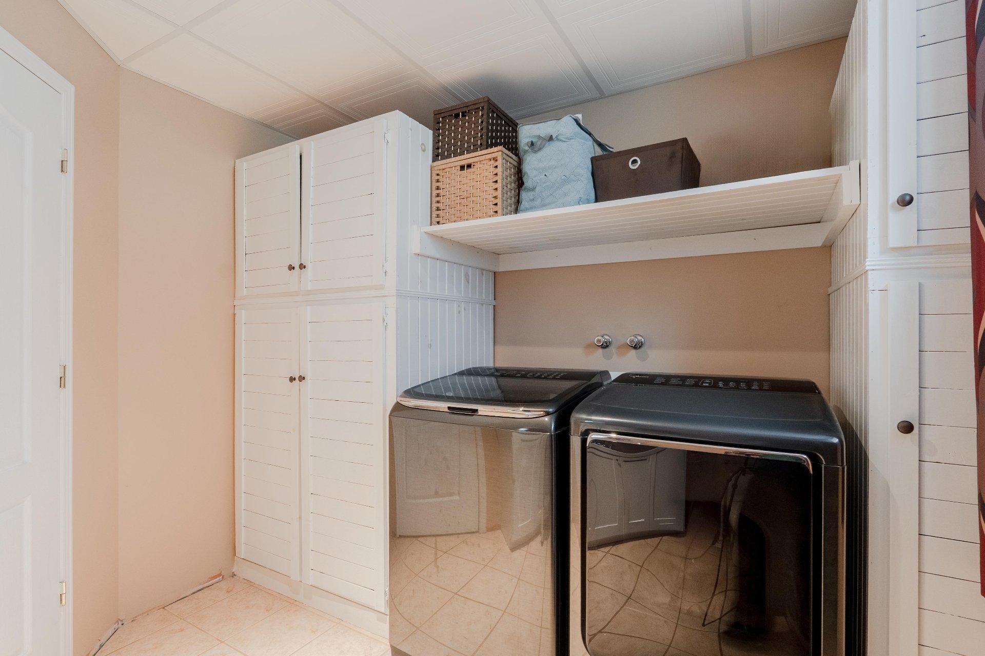 









284


Rue des Grands-Ducs

,
Sherbrooke (Brompton/Rock Forest/Saint-Élie/Deauville),




QC
J1R0S3

