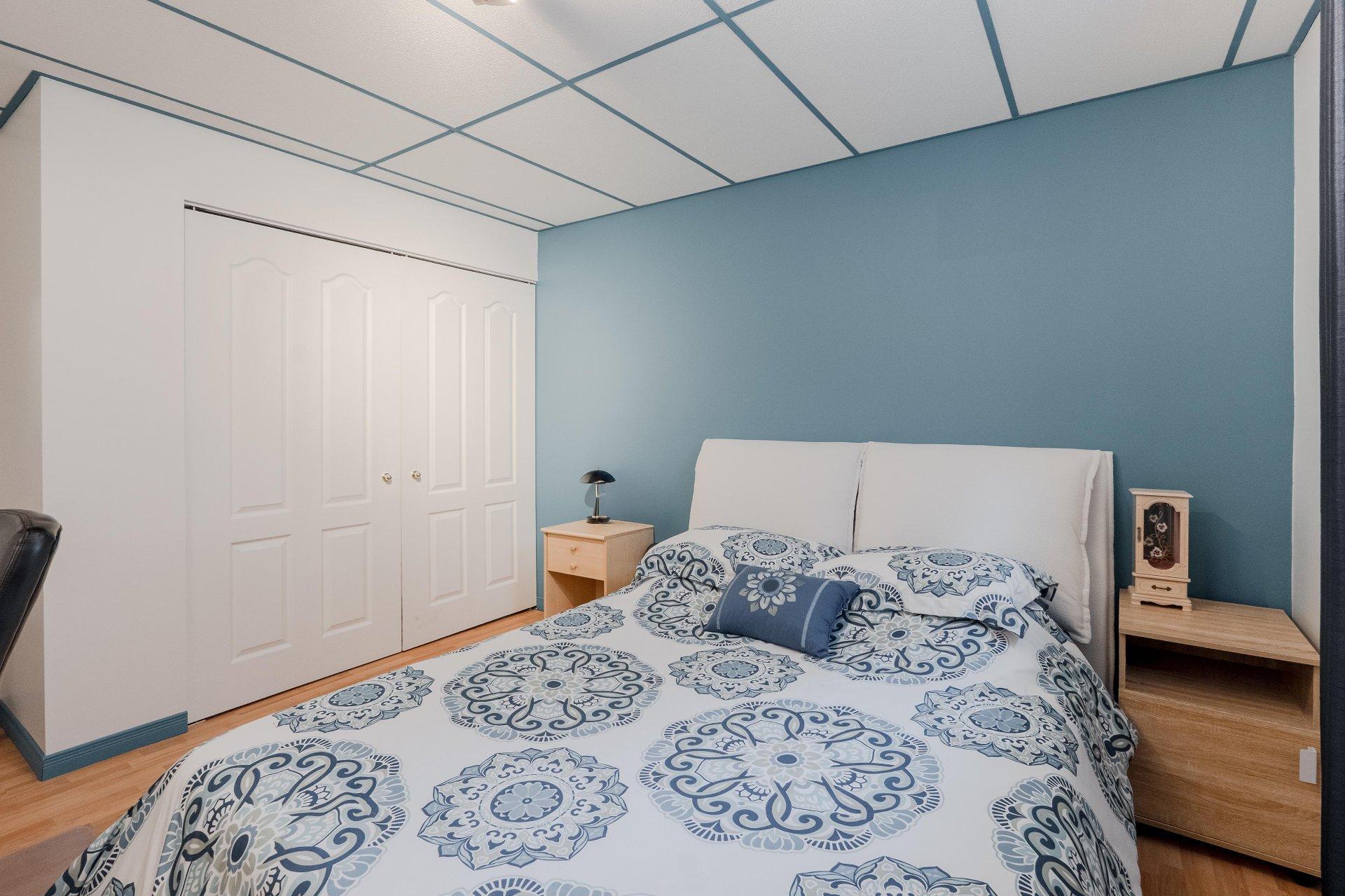 









284


Rue des Grands-Ducs

,
Sherbrooke (Brompton/Rock Forest/Saint-Élie/Deauville),




QC
J1R0S3

