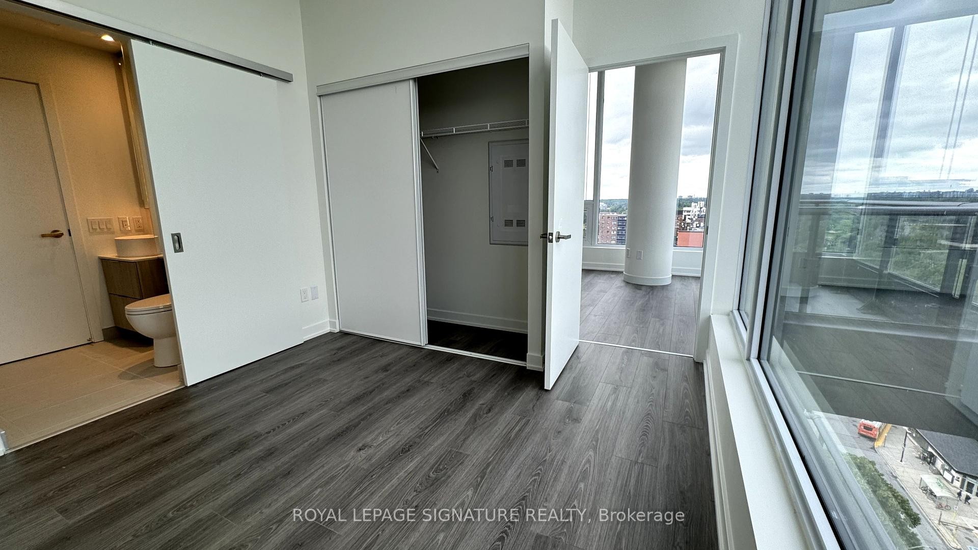 









28


Ann

Street, 1415,
Mississauga,




ON
L5G 0E1

