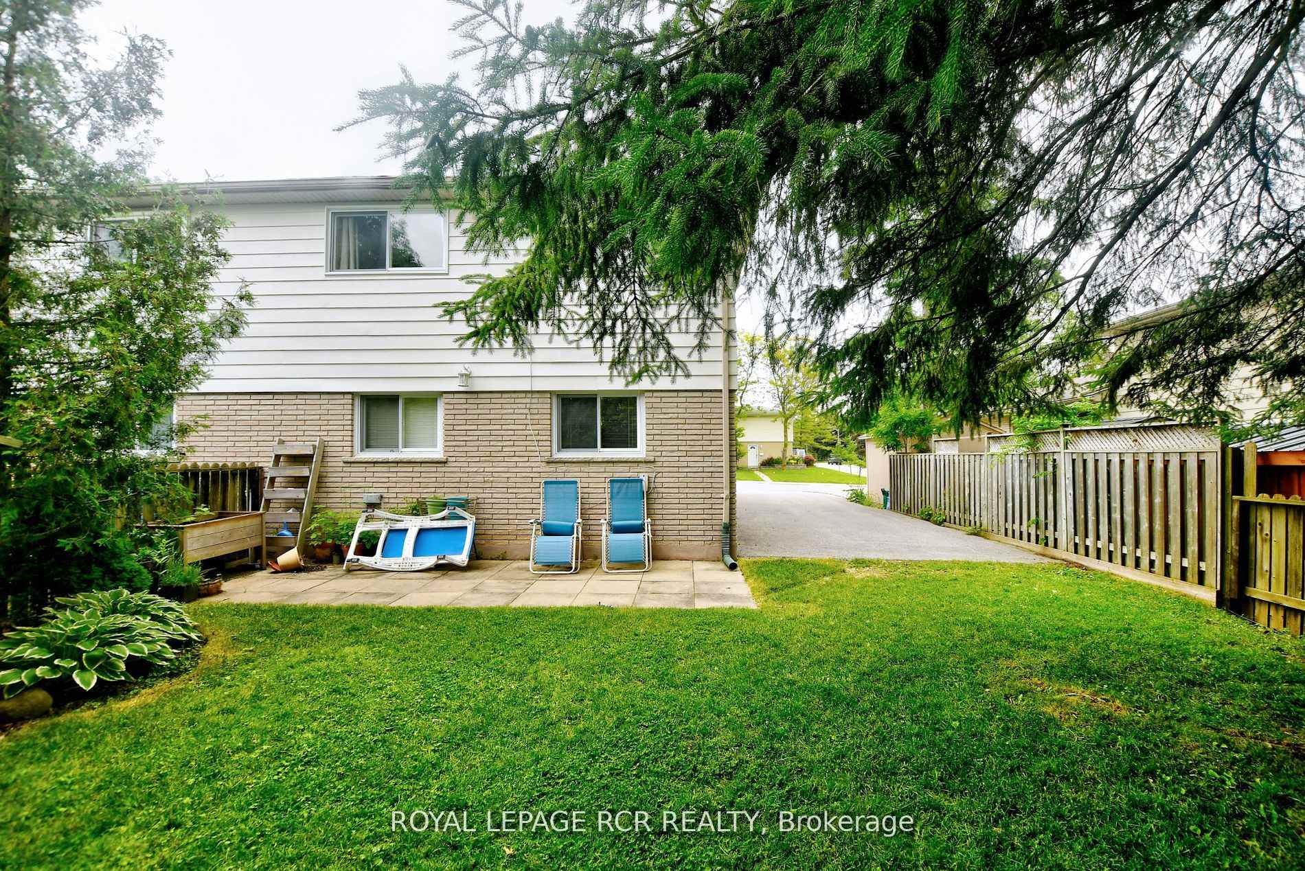 









13


McDonald

Drive,
Aurora,




ON
L4G 2T4

