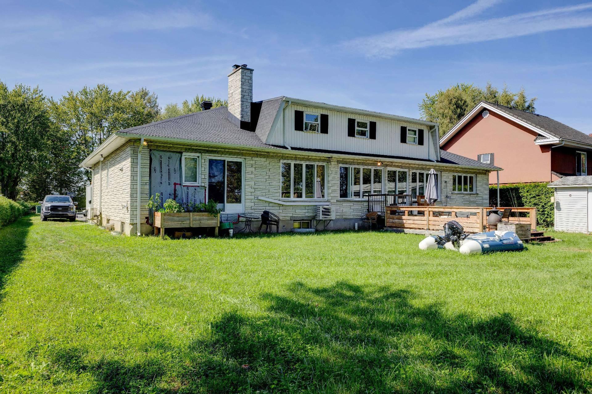 









16

 - 16A


Boul. René-Fortin

,
Saint-Paul-de-l'Île-aux-Noix,




QC
J0J1G0

