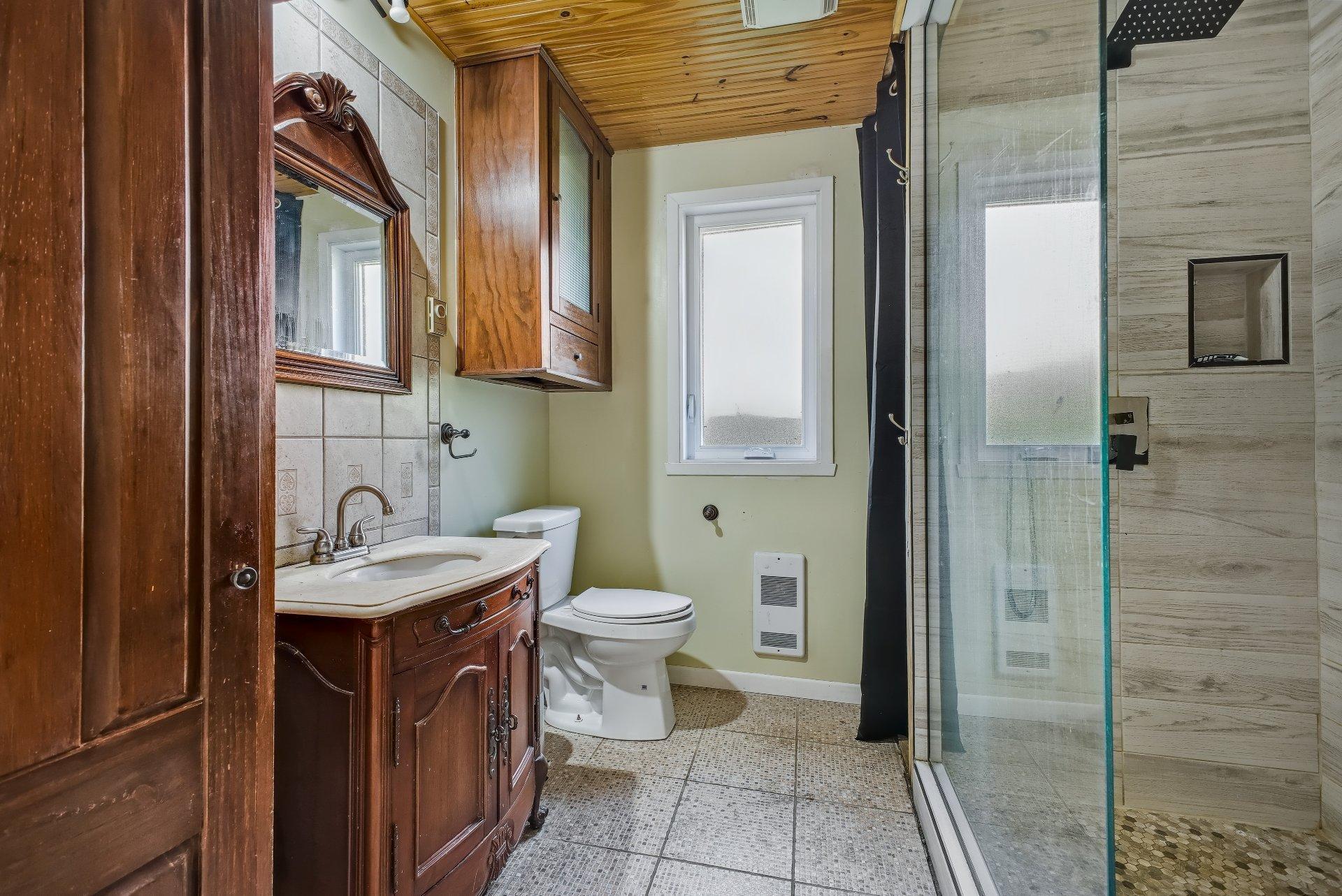 









16

 - 16A


Boul. René-Fortin

,
Saint-Paul-de-l'Île-aux-Noix,




QC
J0J1G0

