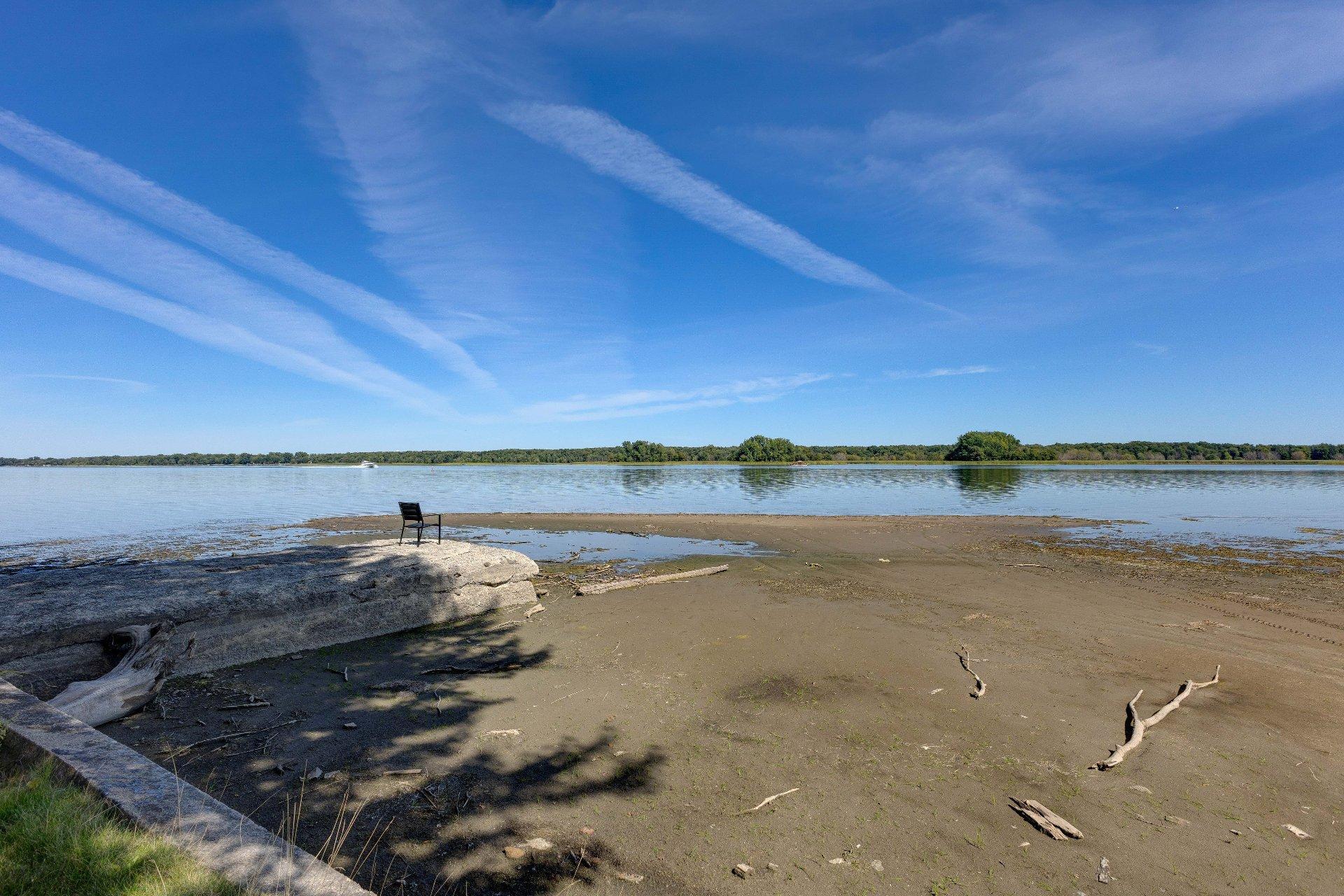 









16

 - 16A


Boul. René-Fortin

,
Saint-Paul-de-l'Île-aux-Noix,




QC
J0J1G0

