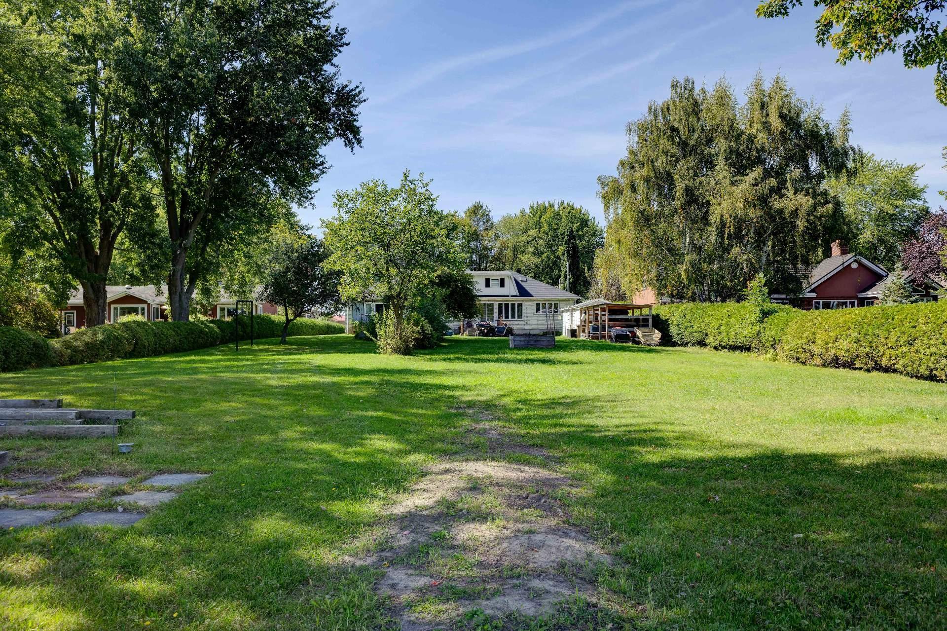









16

 - 16A


Boul. René-Fortin

,
Saint-Paul-de-l'Île-aux-Noix,




QC
J0J1G0

