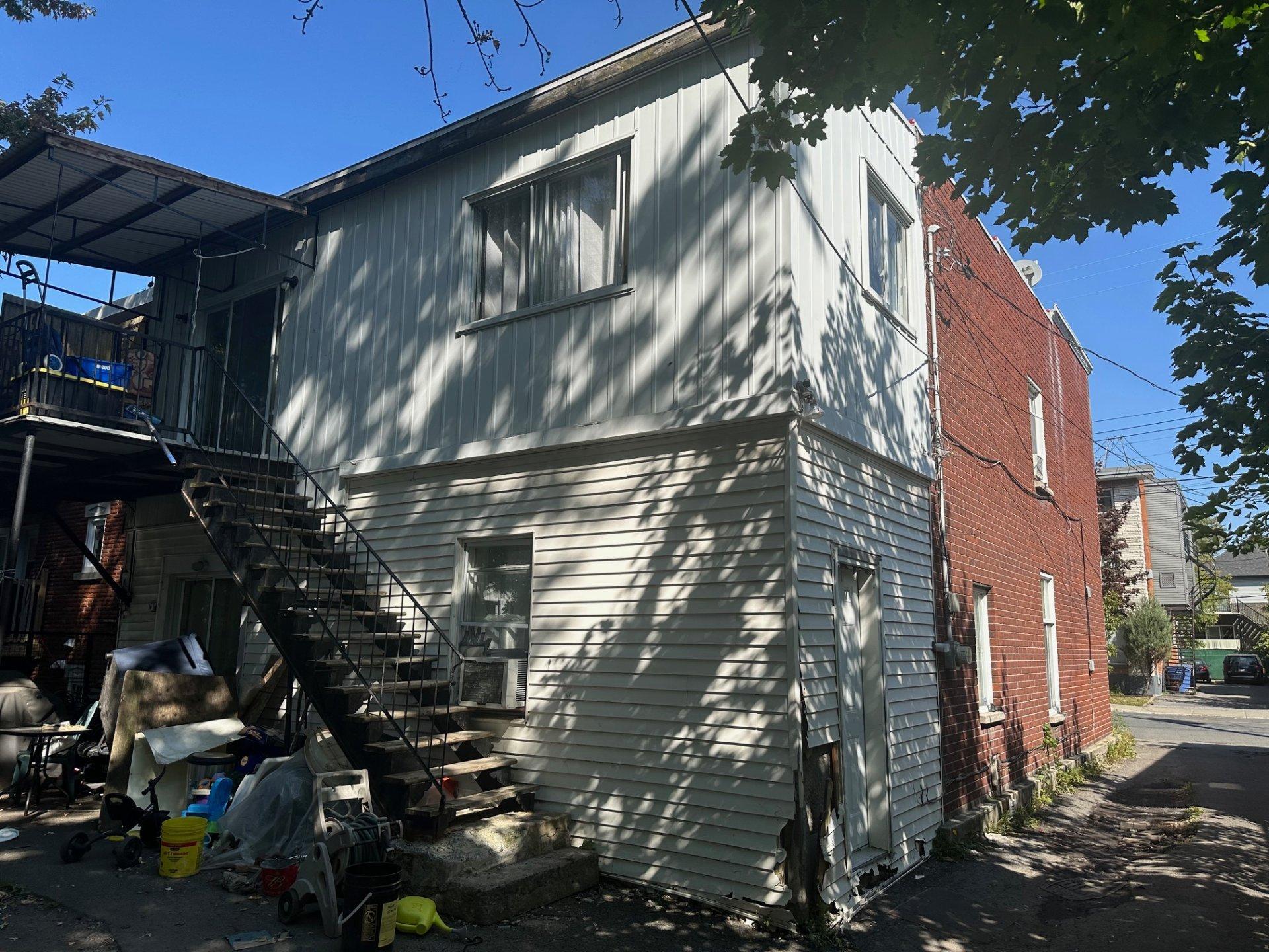 









1618

 - 1622


Rue Ste-Hélène

,
Longueuil (Le Vieux-Longueuil),




QC
J4K3S7


