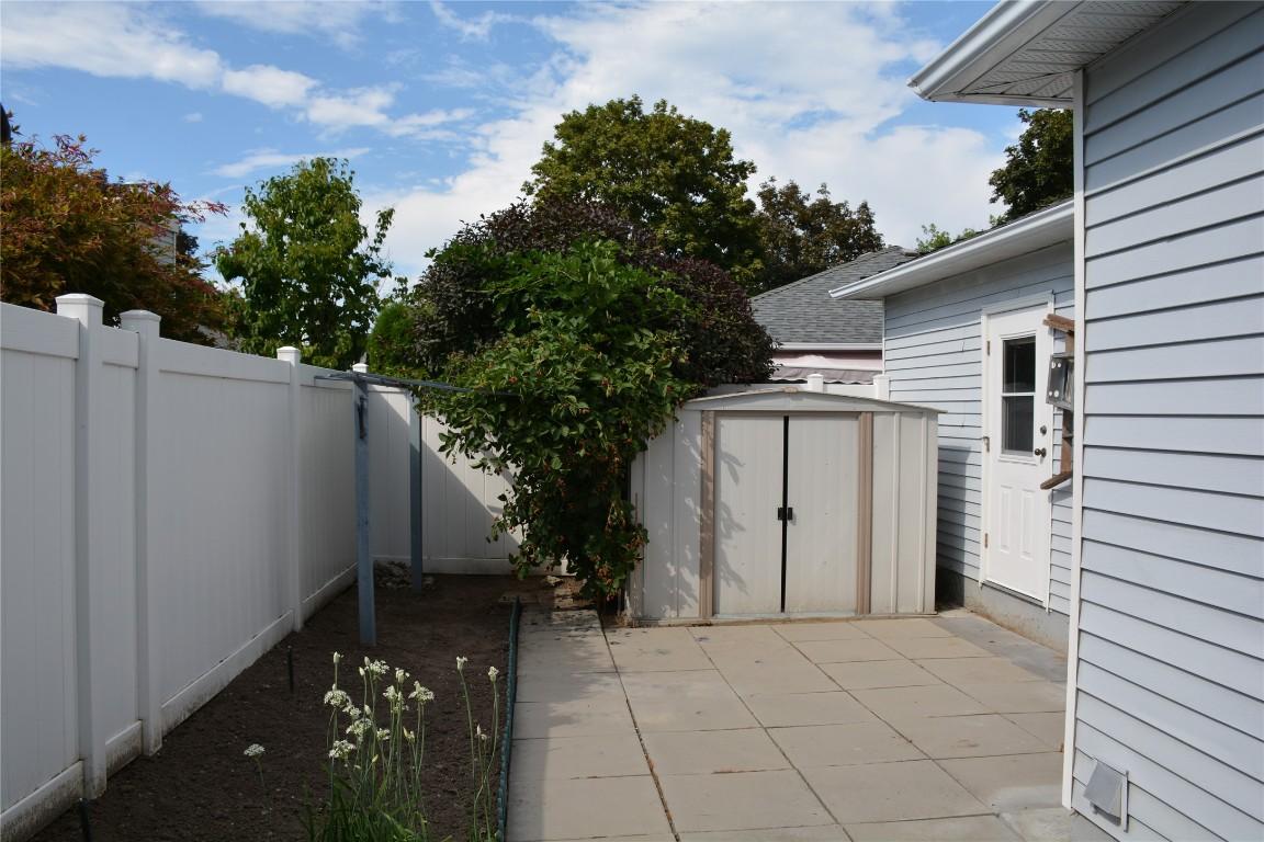 









1101


Cameron

Avenue, 37,
Kelowna,




BC
V1Y 8V8

