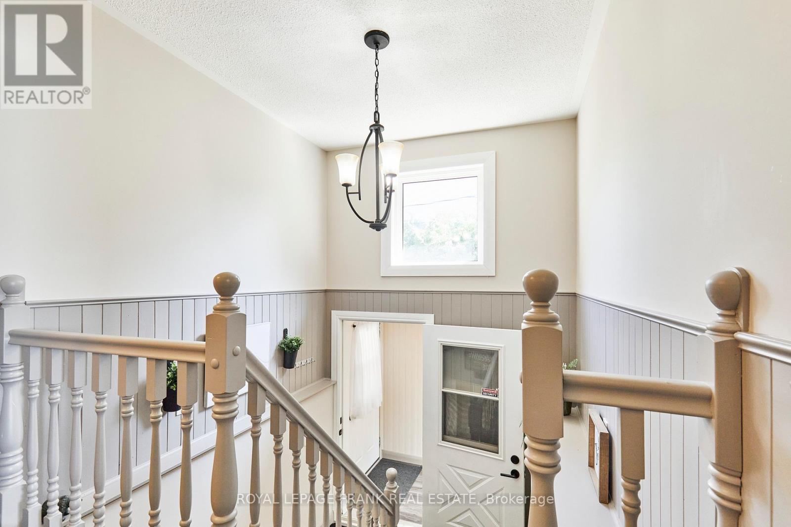 












26 WAKEFORD ROAD

,
Kawartha Lakes (Little Britain),




Ontario
K0M2C0

