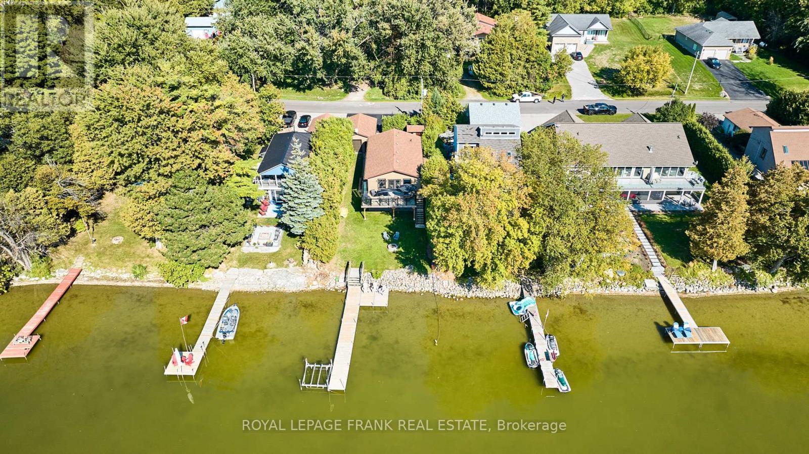 












26 WAKEFORD ROAD

,
Kawartha Lakes (Little Britain),




Ontario
K0M2C0

