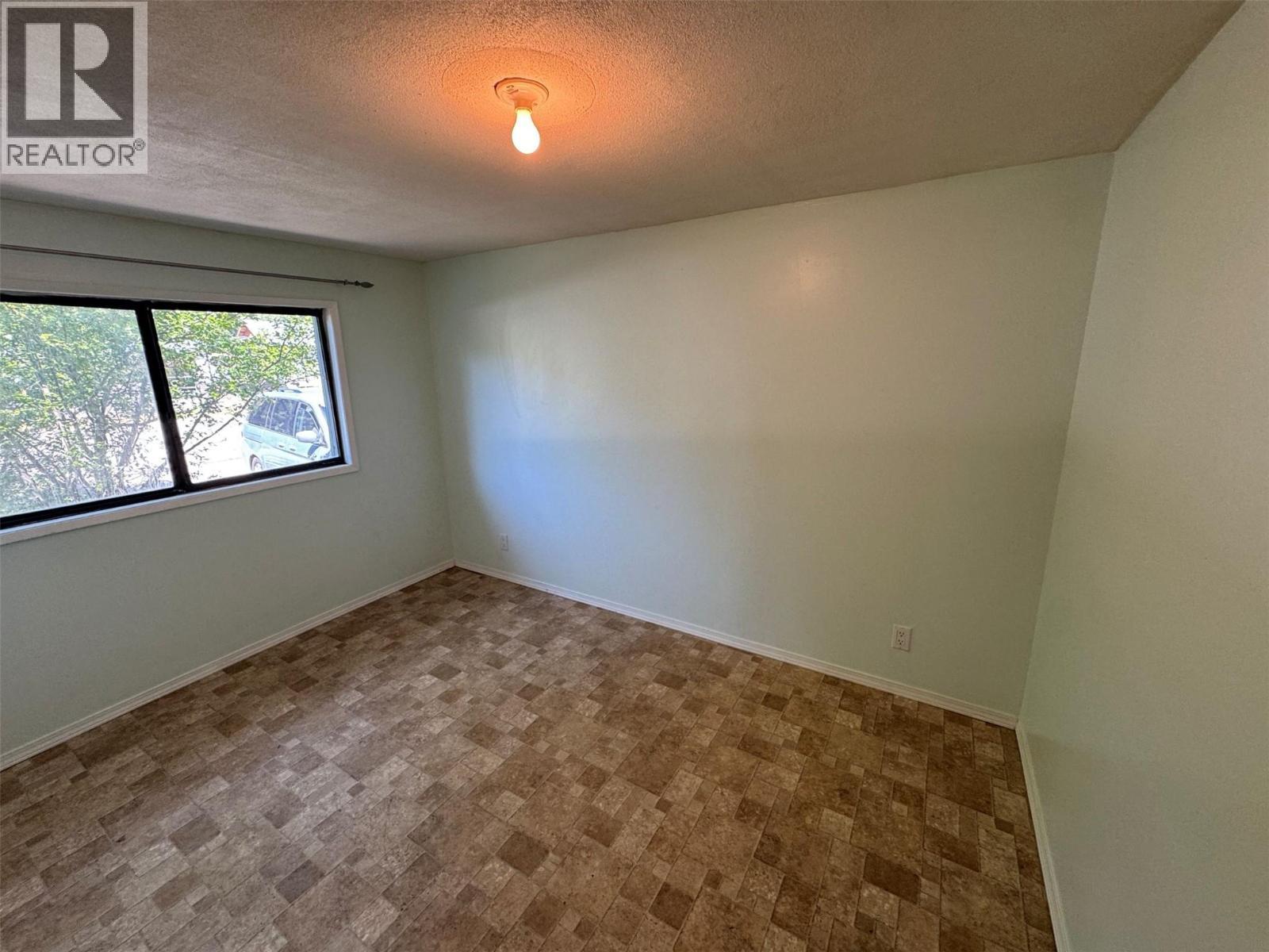 












568 N Kimberly Avenue

,
Greenwood,




British Columbia
V0H1J0

