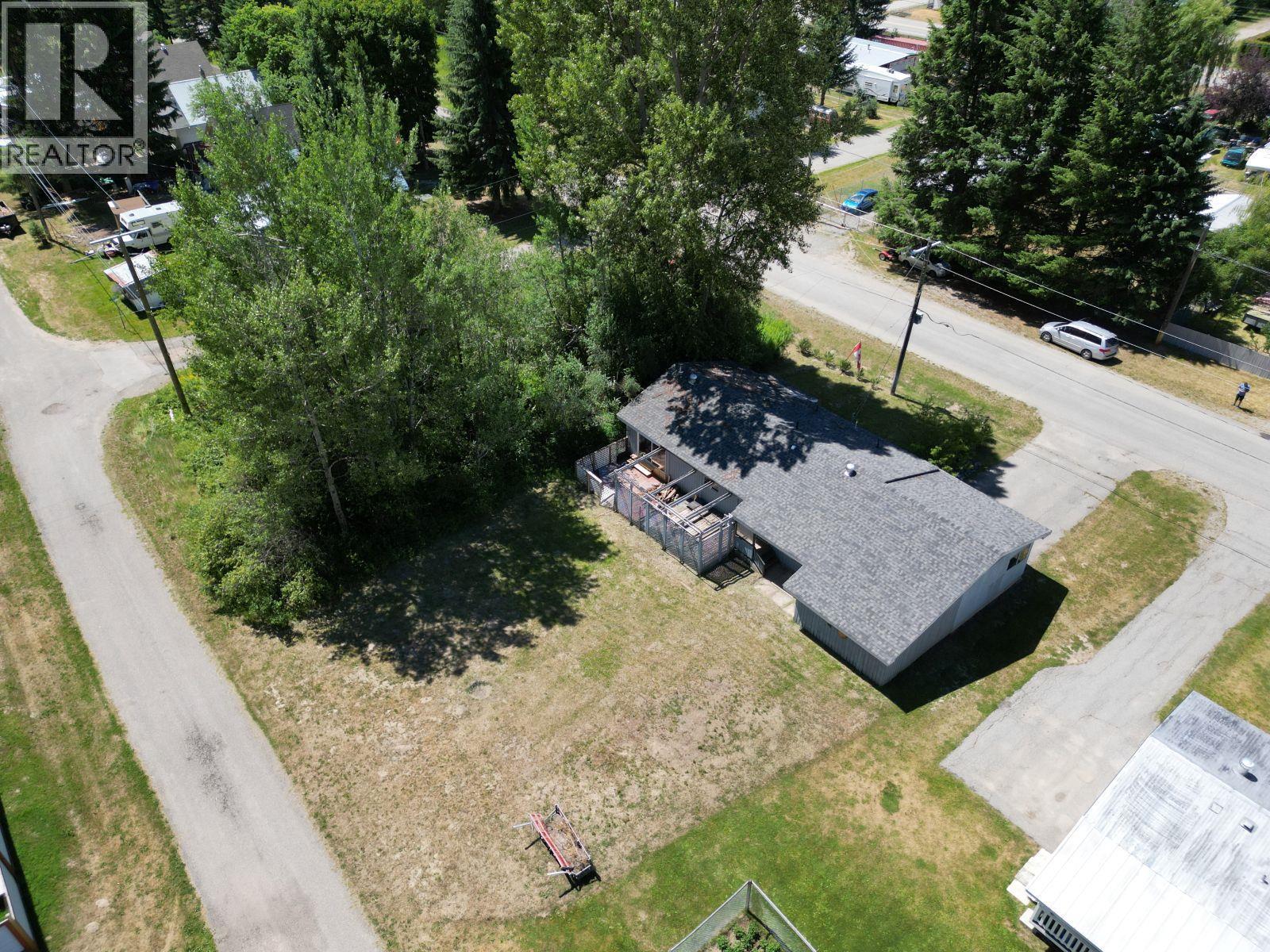












568 N Kimberly Avenue

,
Greenwood,




British Columbia
V0H1J0

