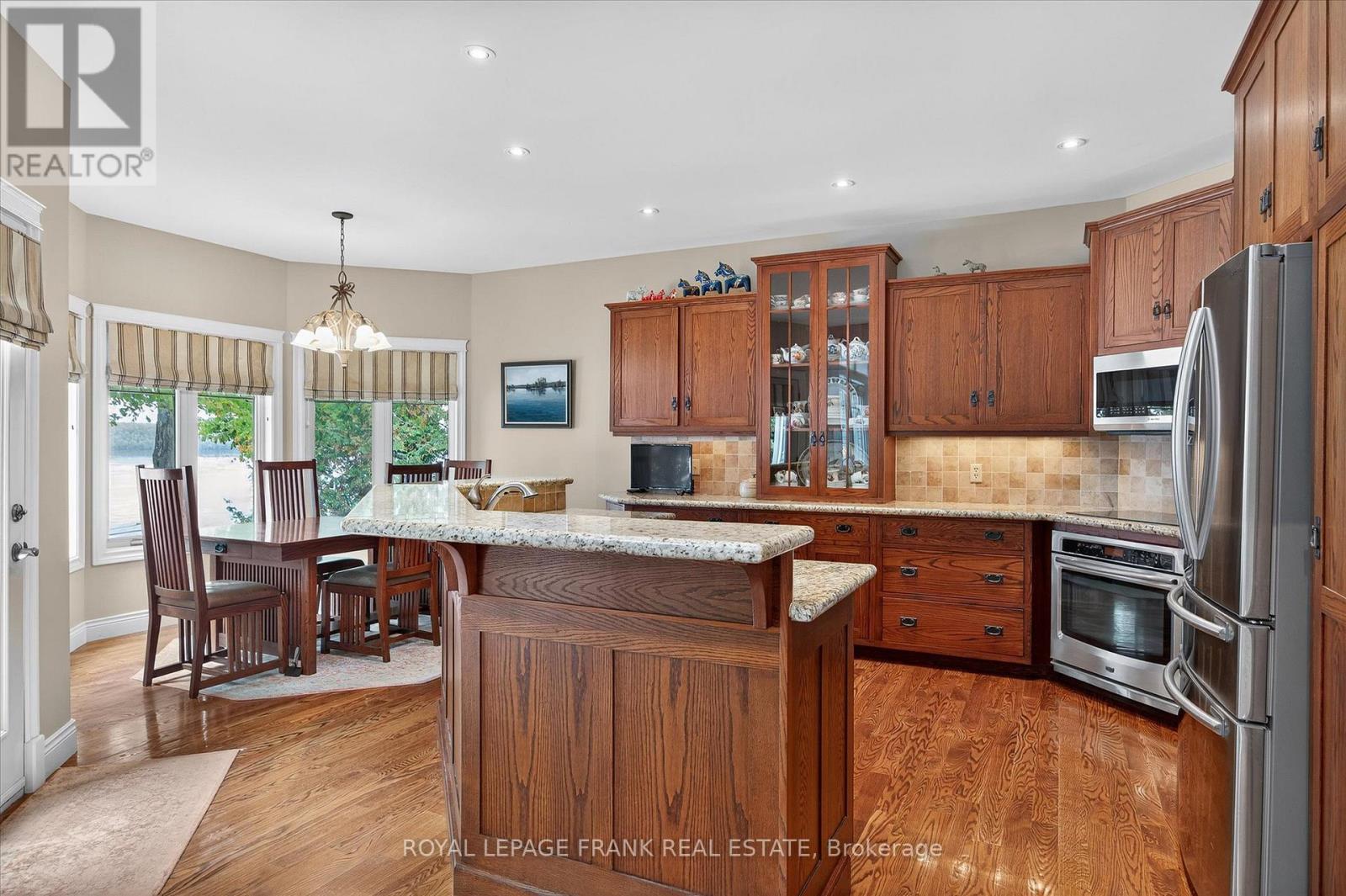 












3081 BEACHWOOD DRIVE

,
Selwyn,




Ontario
K0L2H0

