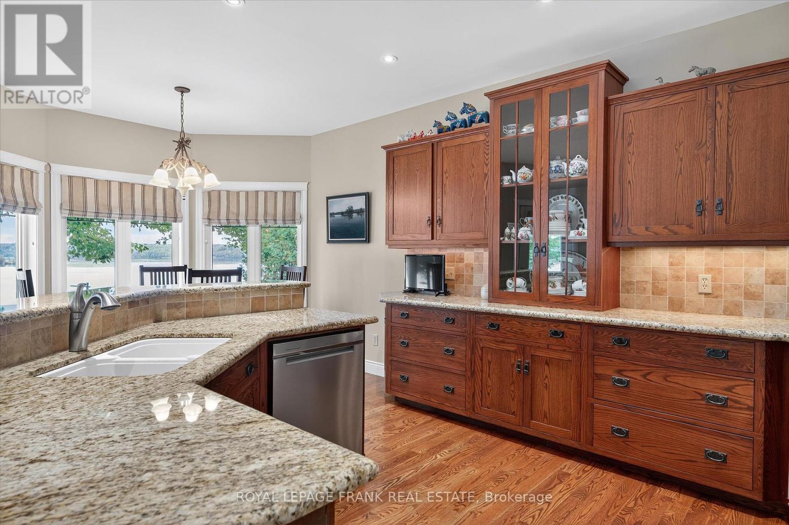 












3081 BEACHWOOD DRIVE

,
Selwyn,




Ontario
K0L2H0

