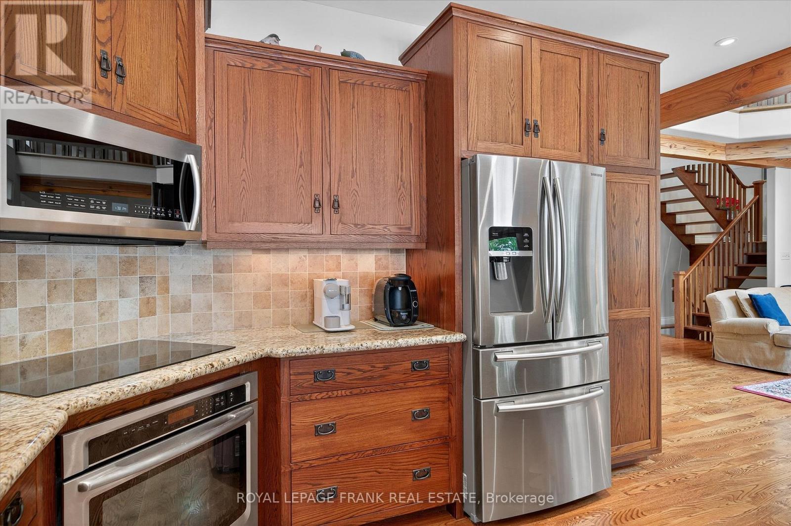 












3081 BEACHWOOD DRIVE

,
Selwyn,




Ontario
K0L2H0

