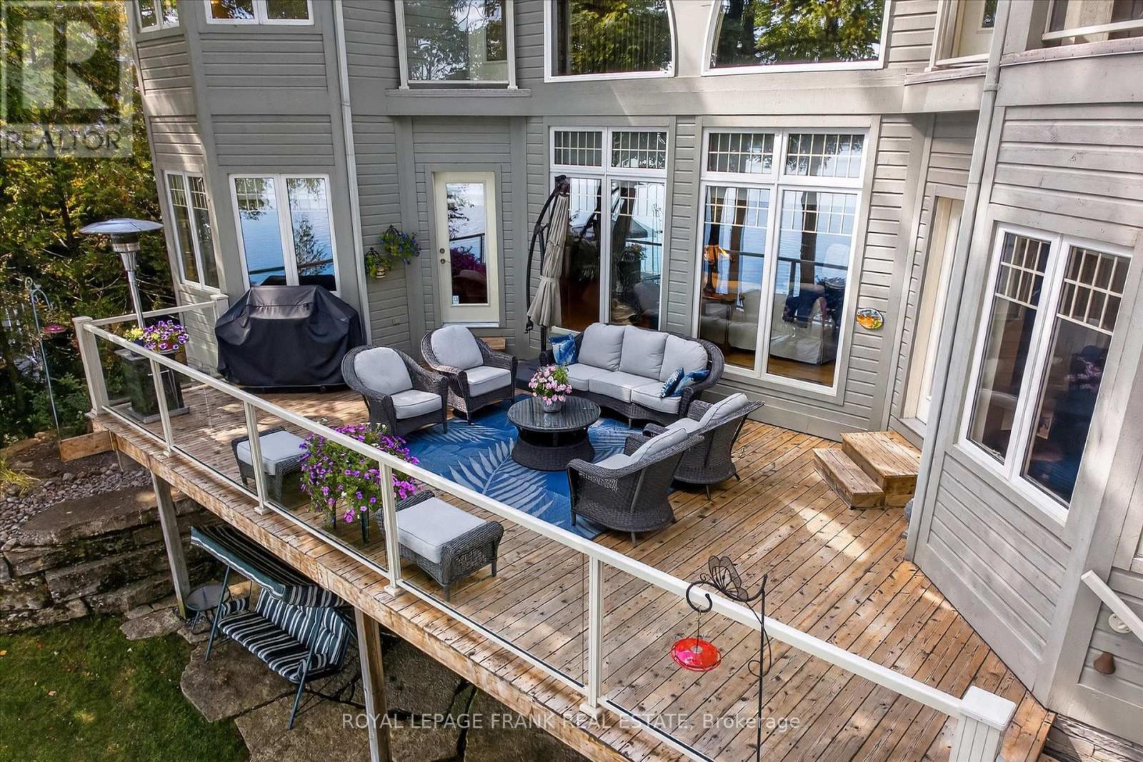 












3081 BEACHWOOD DRIVE

,
Selwyn,




Ontario
K0L2H0

