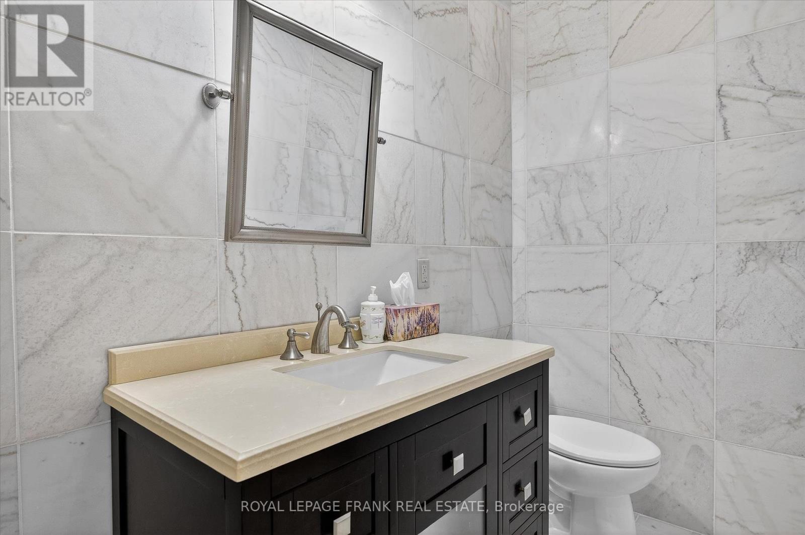 












3081 BEACHWOOD DRIVE

,
Selwyn,




Ontario
K0L2H0

