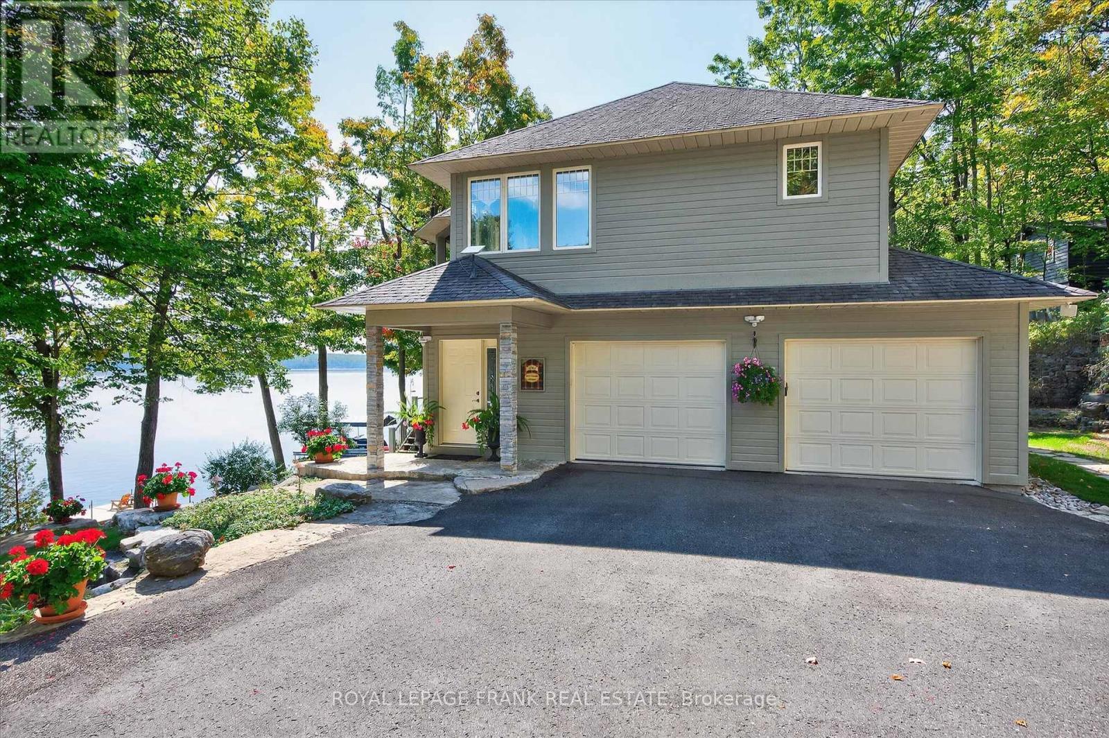 












3081 BEACHWOOD DRIVE

,
Selwyn,




Ontario
K0L2H0

