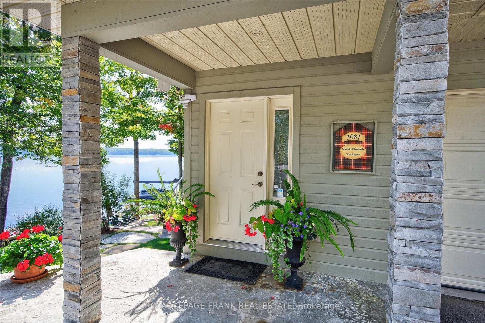 












3081 BEACHWOOD DRIVE

,
Selwyn,




Ontario
K0L2H0

