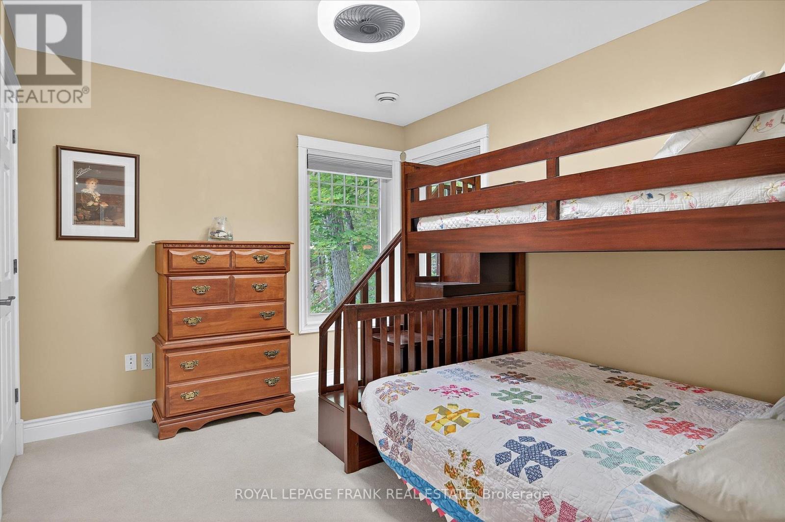 












3081 BEACHWOOD DRIVE

,
Selwyn,




Ontario
K0L2H0

