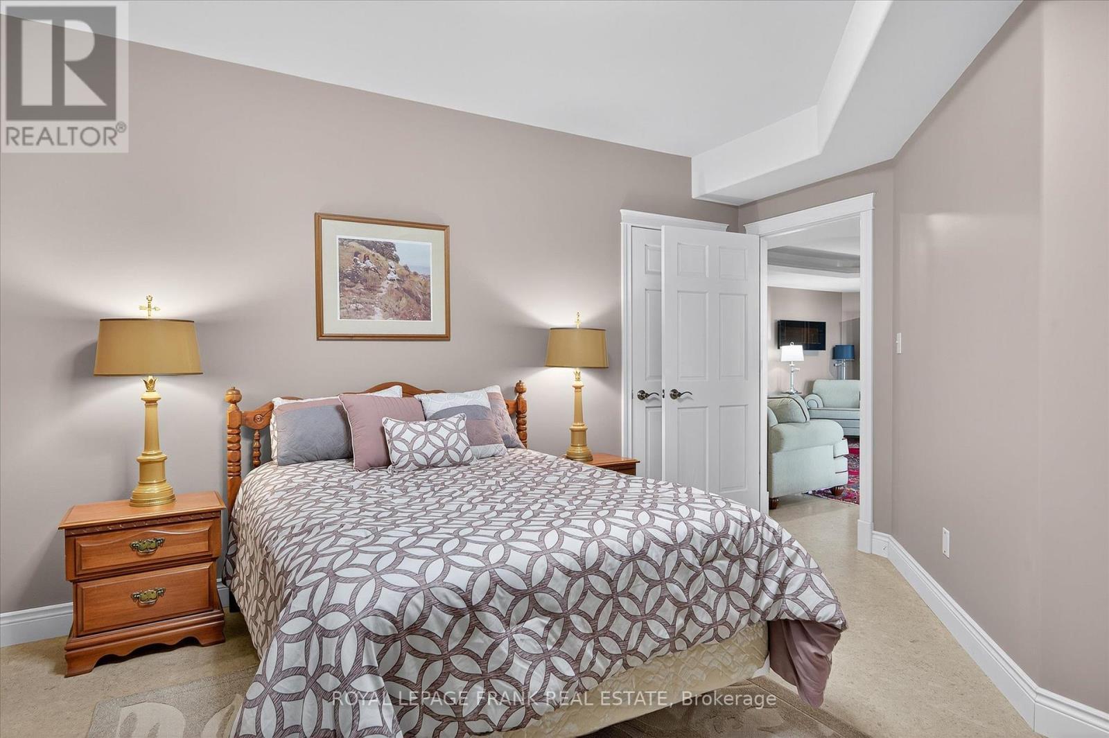 












3081 BEACHWOOD DRIVE

,
Selwyn,




Ontario
K0L2H0

