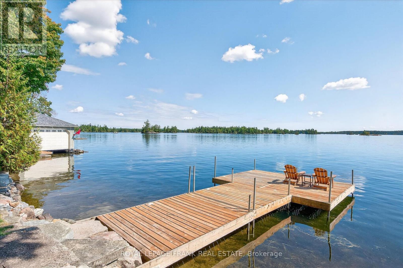 












3081 BEACHWOOD DRIVE

,
Selwyn,




Ontario
K0L2H0

