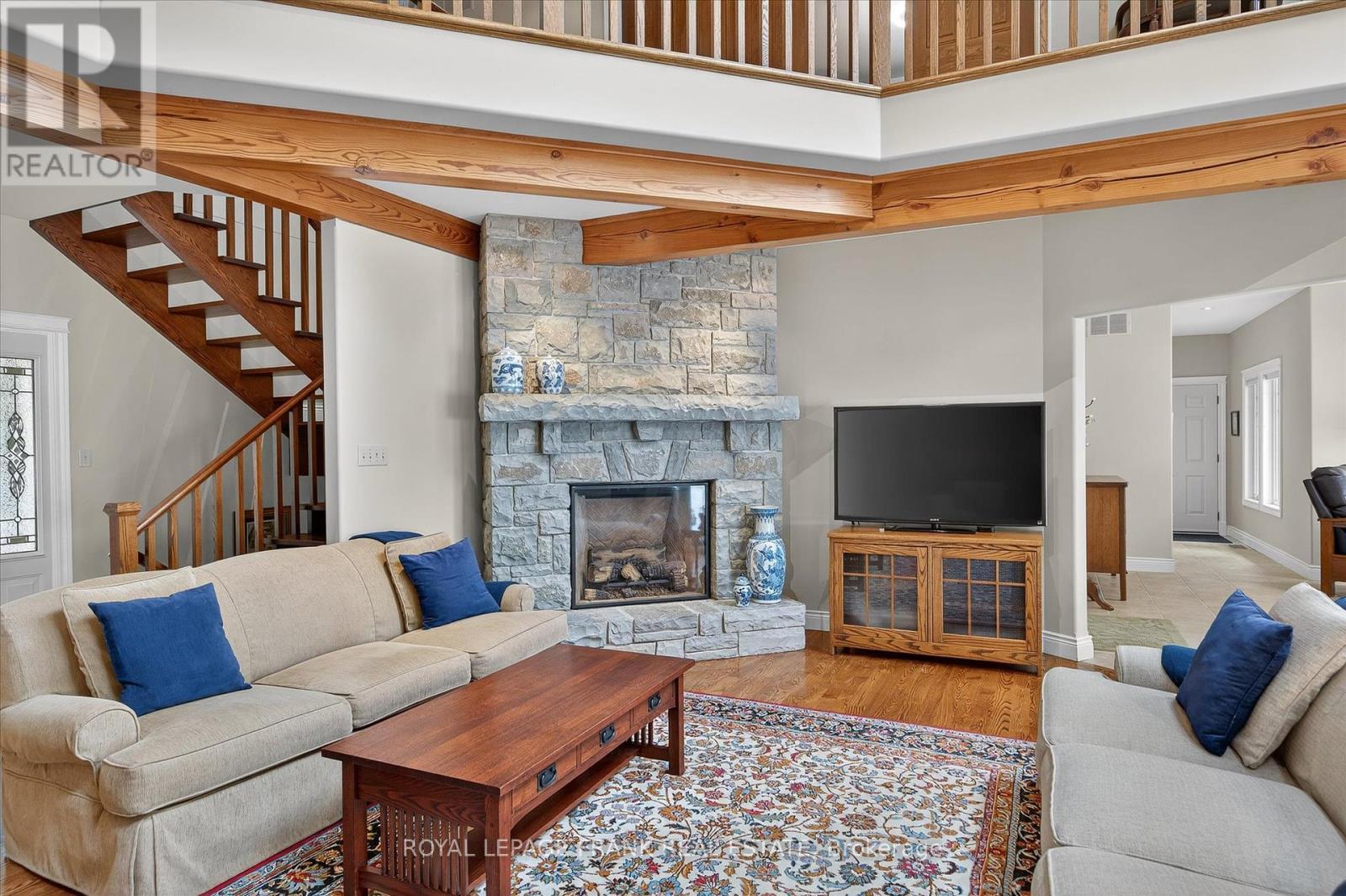 












3081 BEACHWOOD DRIVE

,
Selwyn,




Ontario
K0L2H0

