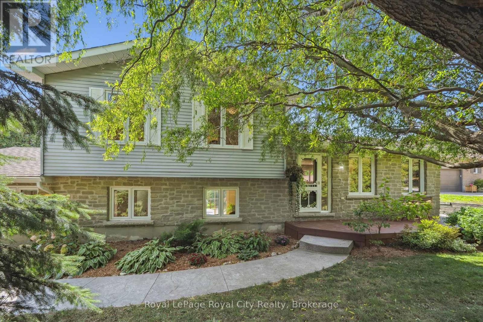 












5900 2ND LINE E

,
Guelph/Eramosa,




Ontario
N0B1B0

