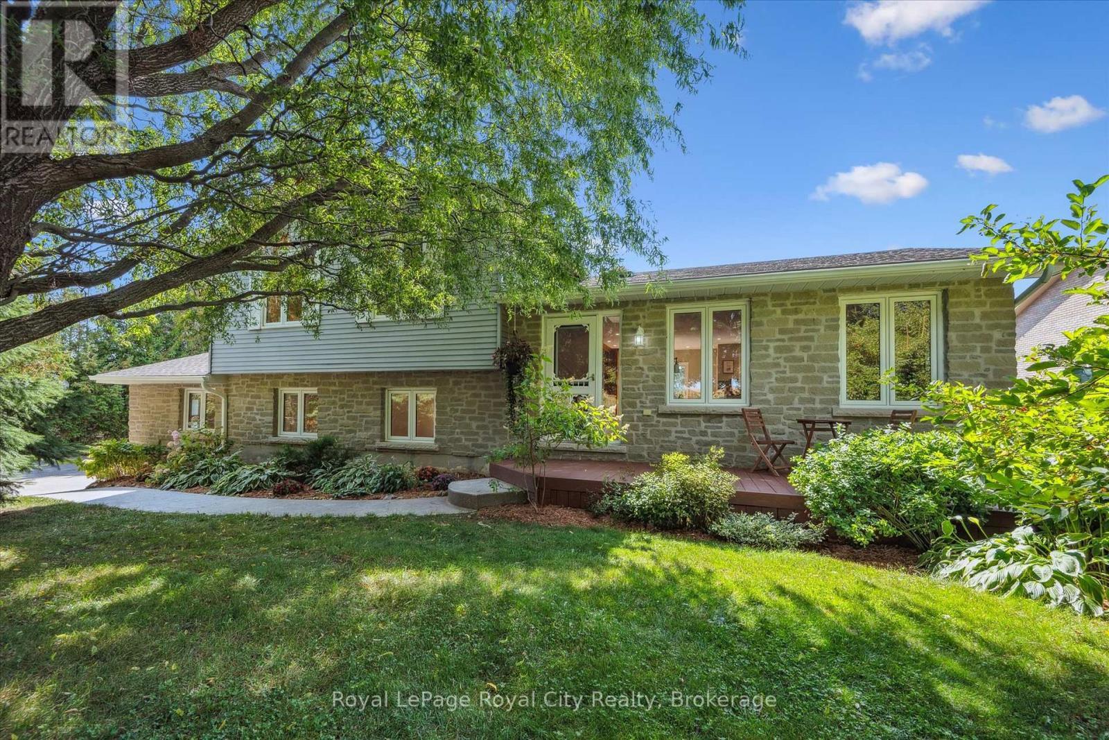 












5900 2ND LINE E

,
Guelph/Eramosa,




Ontario
N0B1B0

