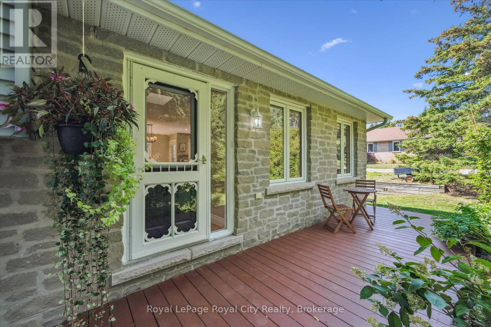 












5900 2ND LINE E

,
Guelph/Eramosa,




Ontario
N0B1B0

