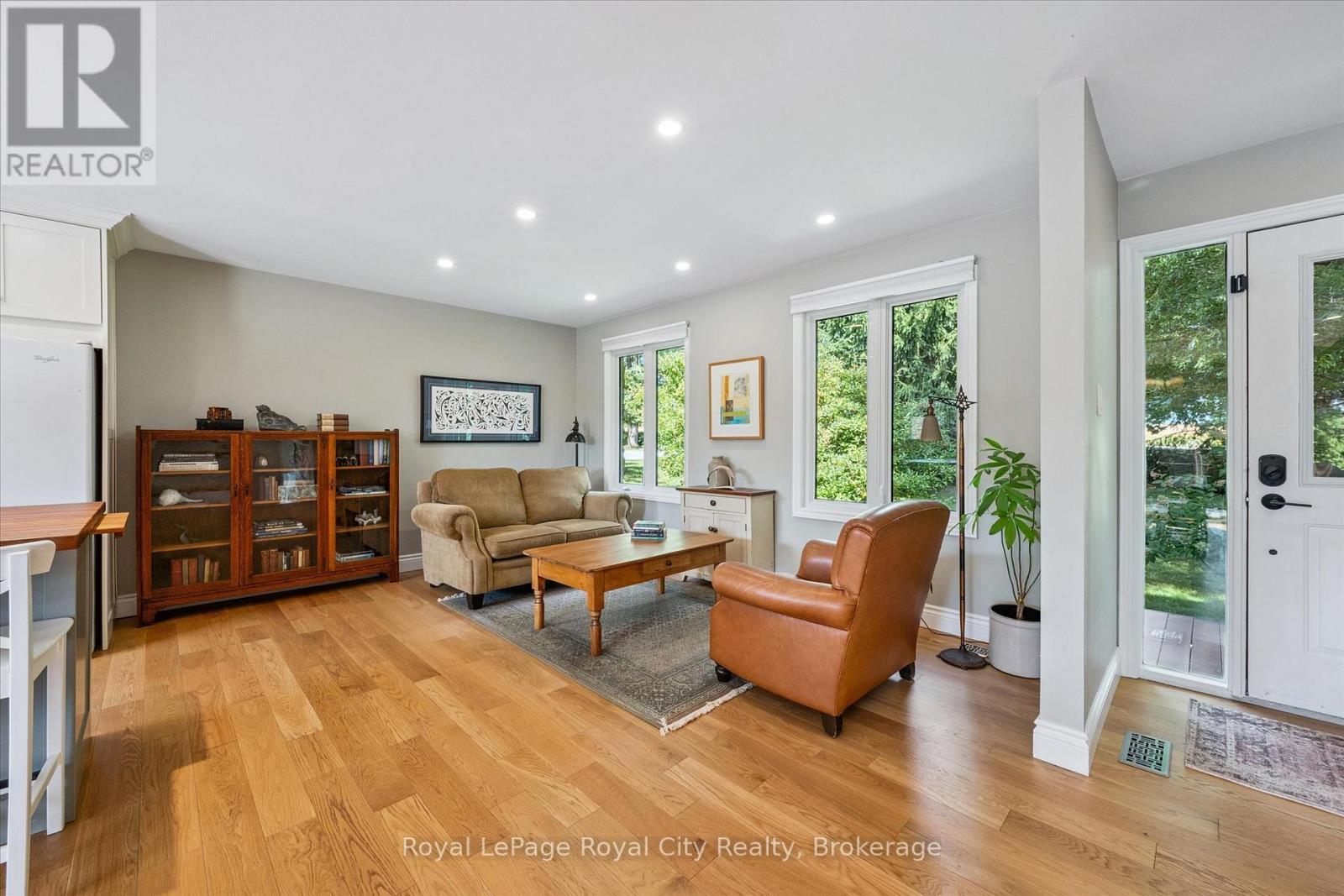 












5900 2ND LINE E

,
Guelph/Eramosa,




Ontario
N0B1B0

