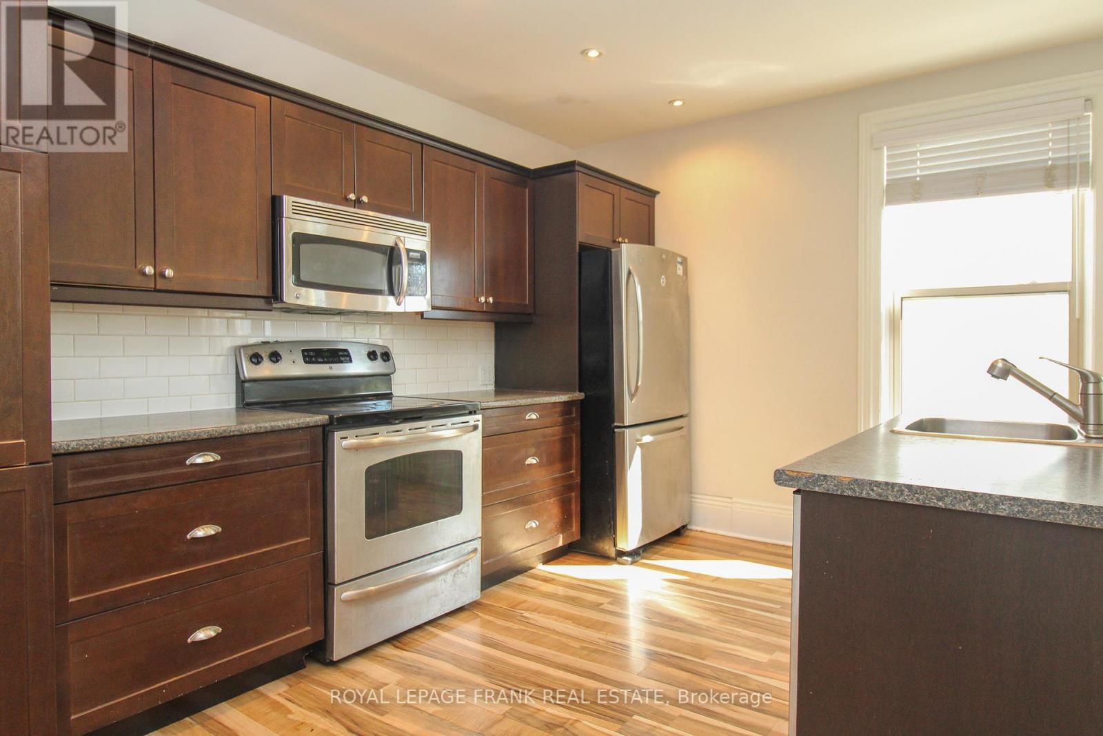 












140 ANTRIM STREET

,
Peterborough (Town Ward 3),




Ontario
K9H3G3

