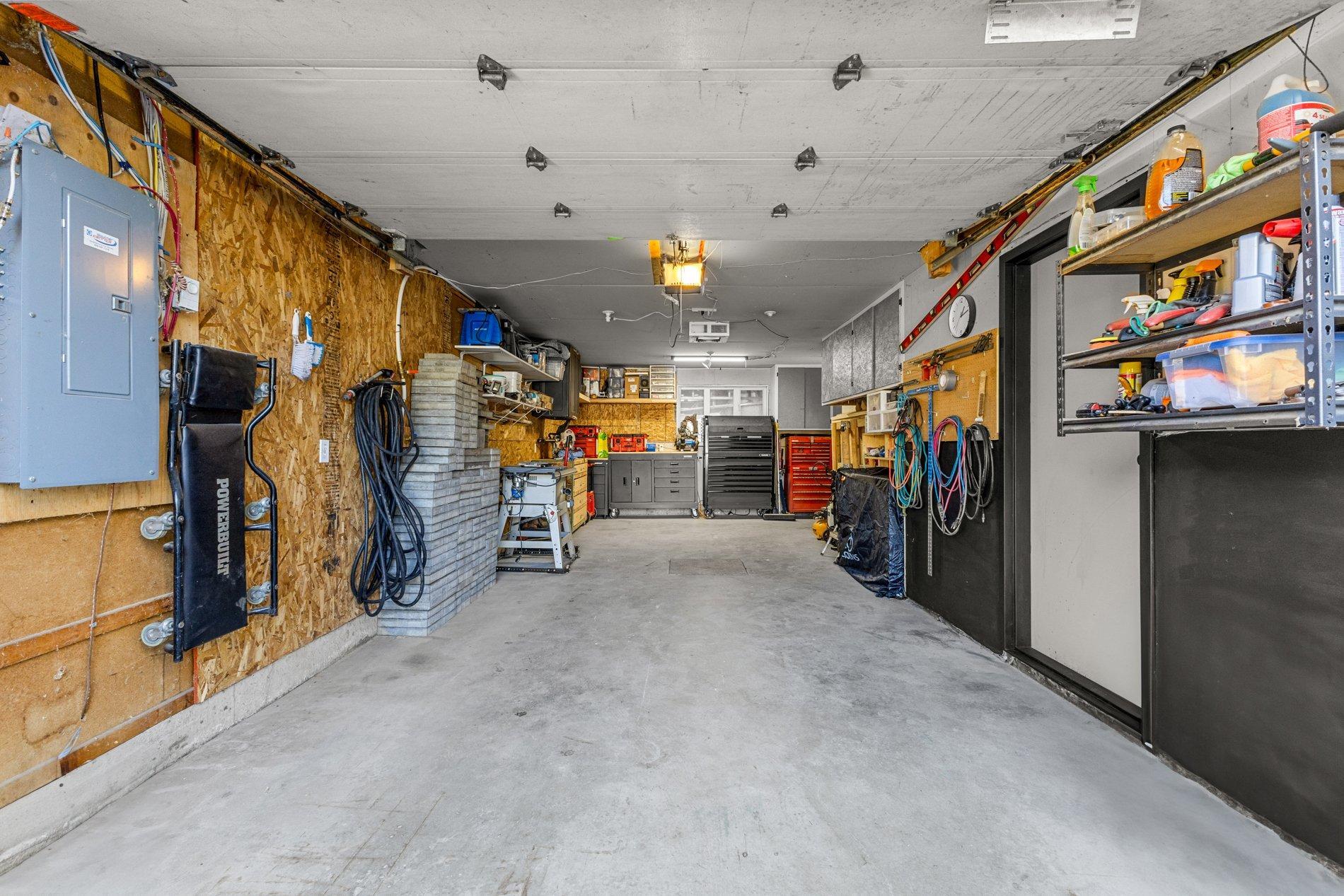 









83

 - 89


Rue Gilmore

,
Mont-Saint-Grégoire,




QC
J0J1K0


