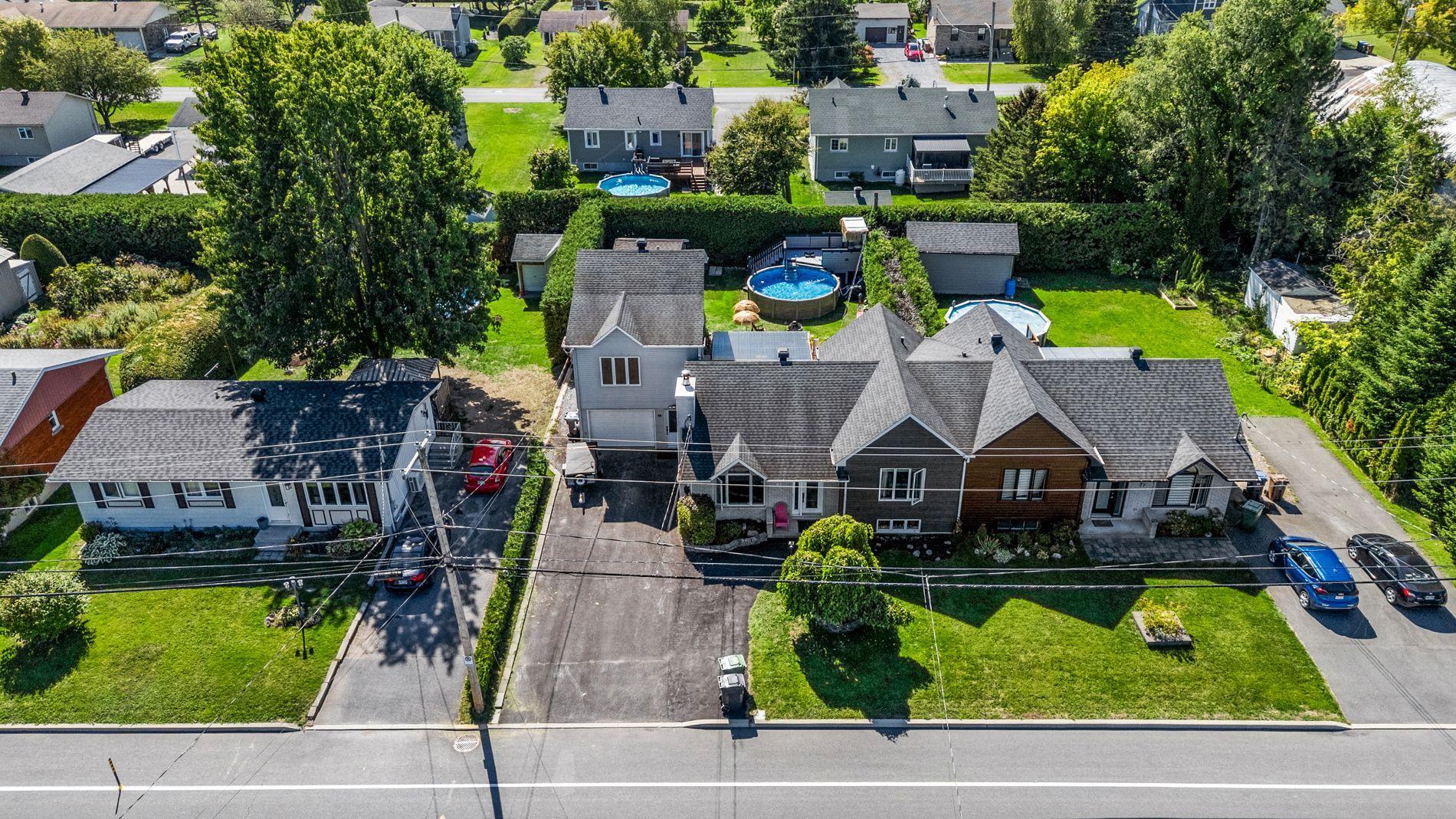 









83

 - 89


Rue Gilmore

,
Mont-Saint-Grégoire,




QC
J0J1K0

