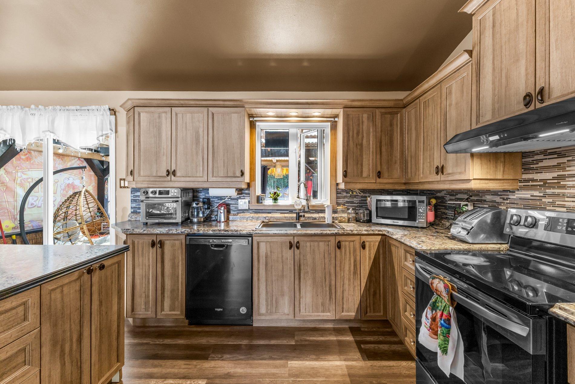 









83

 - 89


Rue Gilmore

,
Mont-Saint-Grégoire,




QC
J0J1K0

