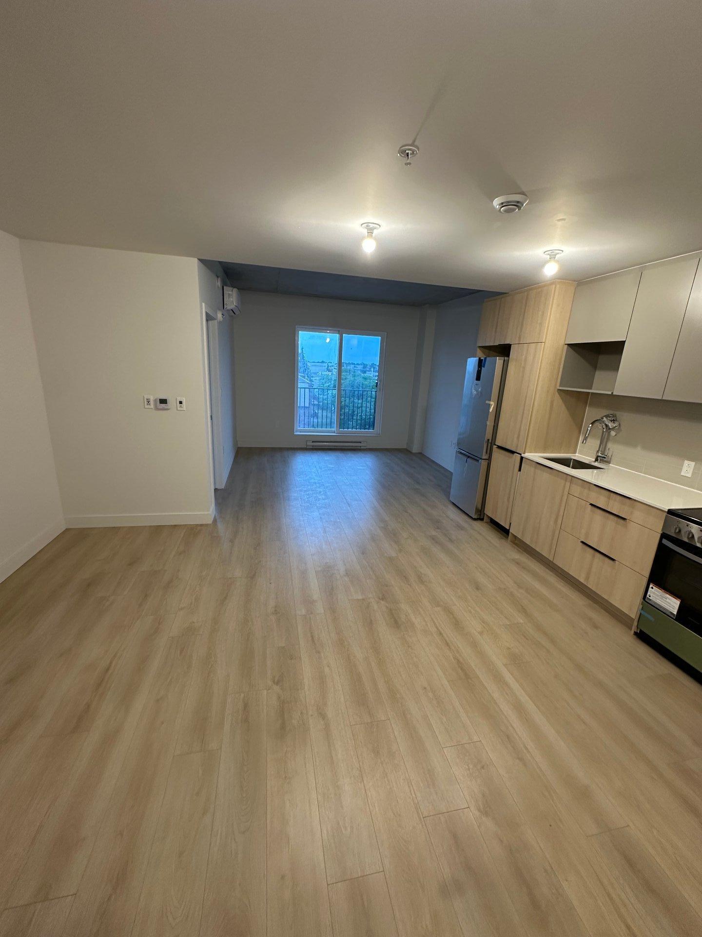 









37


Boul. Brunswick

, 503,
Dollard-des-Ormeaux,




QC
H9B1P5

