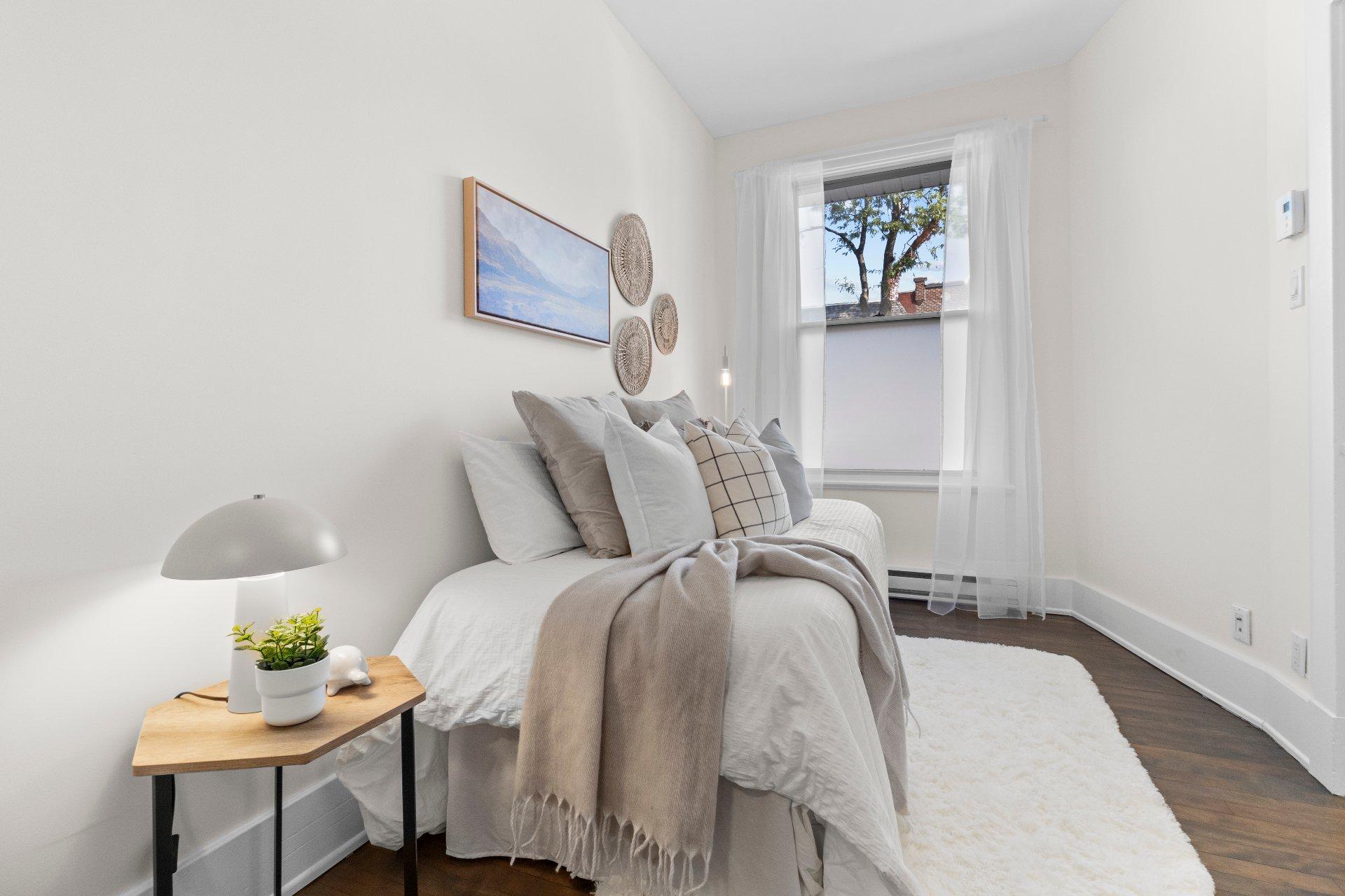 









8840


Rue Berri

,
Montréal (Ahuntsic-Cartierville),




QC
H2M1P6

