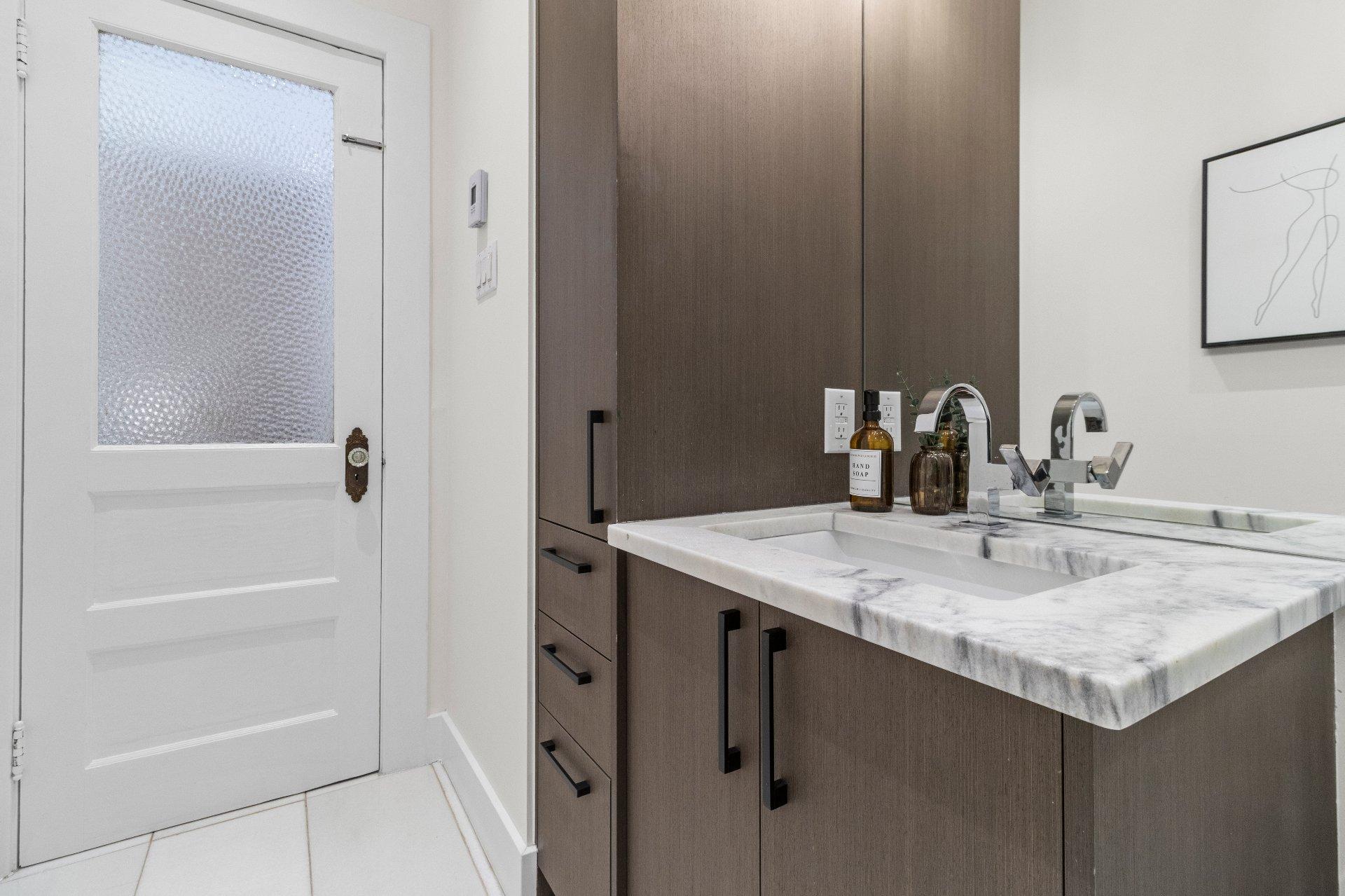 









8840


Rue Berri

,
Montréal (Ahuntsic-Cartierville),




QC
H2M1P6

