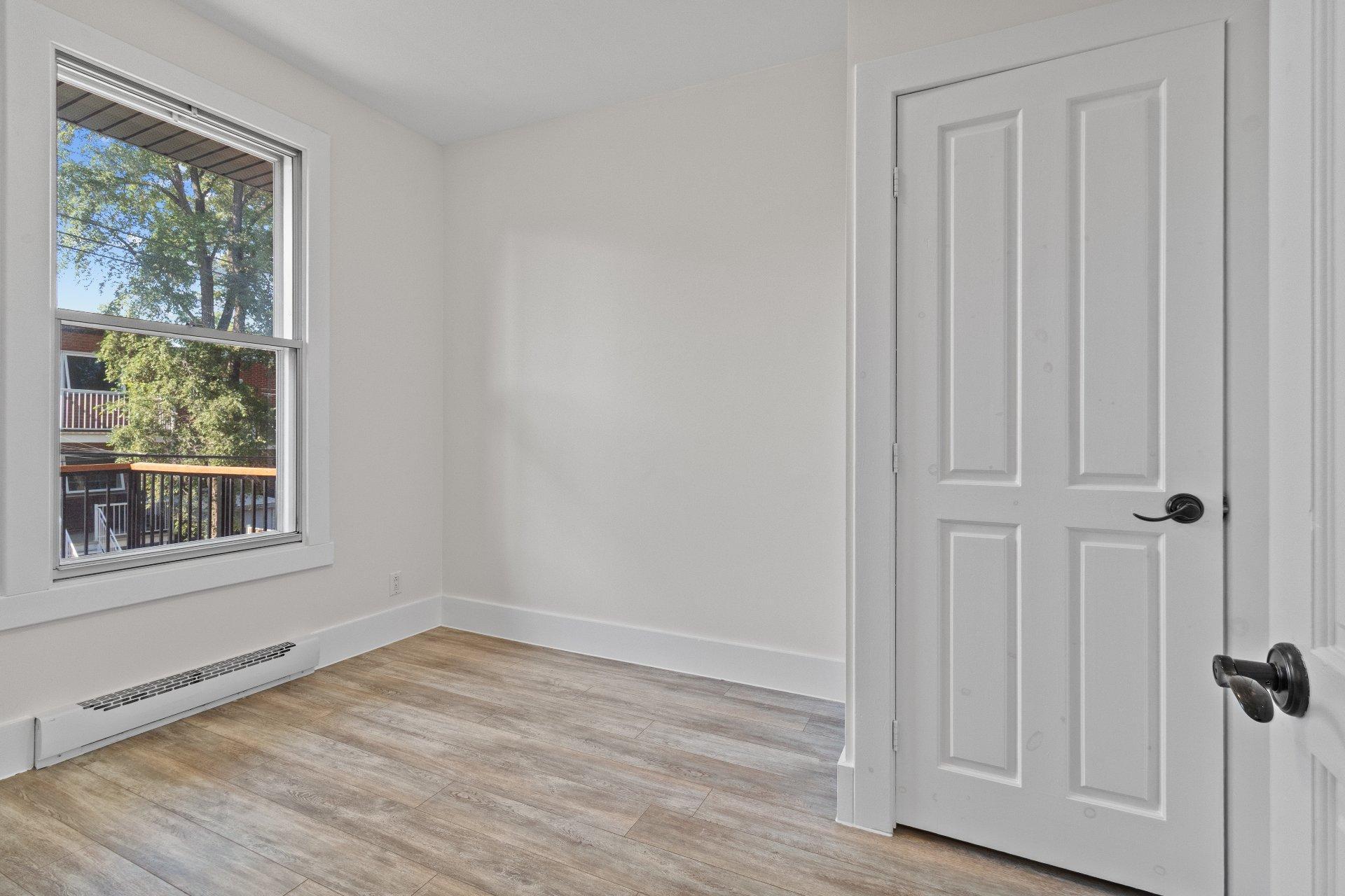 









8842


Rue Berri

,
Montréal (Ahuntsic-Cartierville),




QC
H2M1P6

