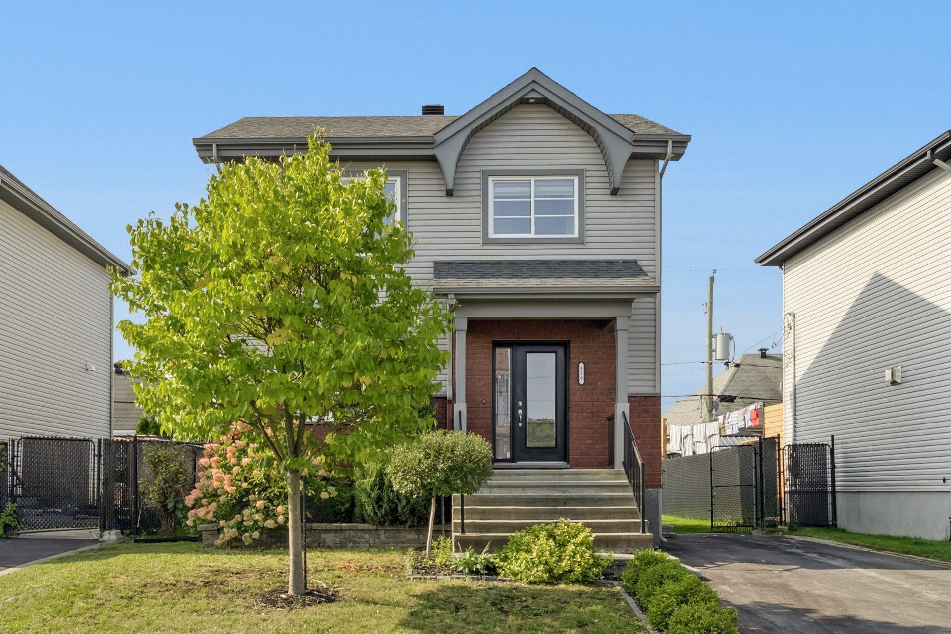 









150


Rue Amanda

,
Saint-Rémi,




QC
J0L2L0

