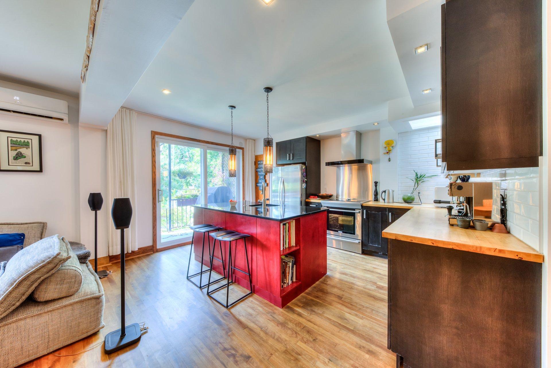 









5440


15e Avenue

, 1,
Montréal (Rosemont/La Petite-Patrie),




QC
H1X2T8

