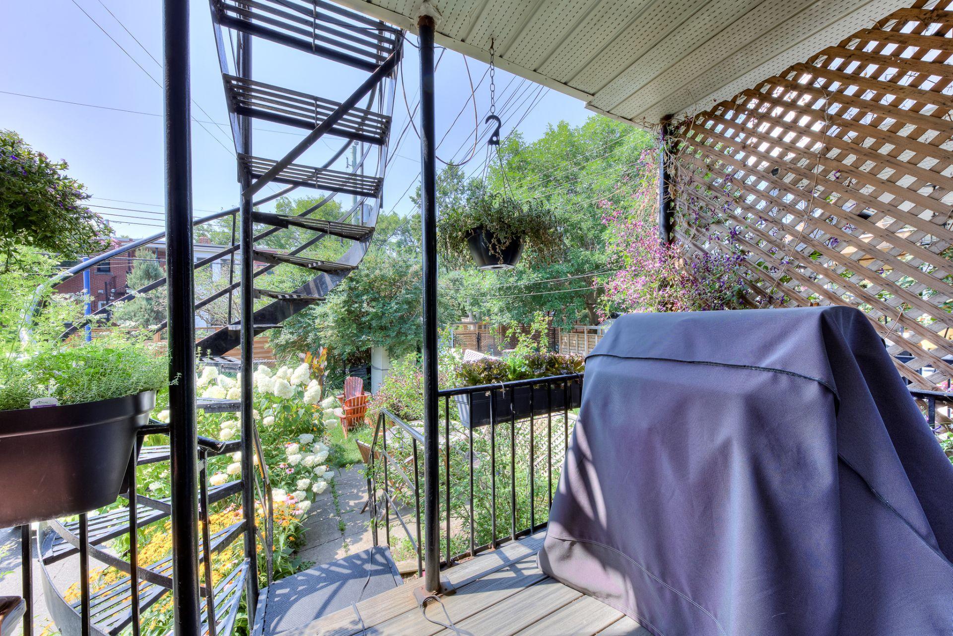 









5440


15e Avenue

, 1,
Montréal (Rosemont/La Petite-Patrie),




QC
H1X2T8

