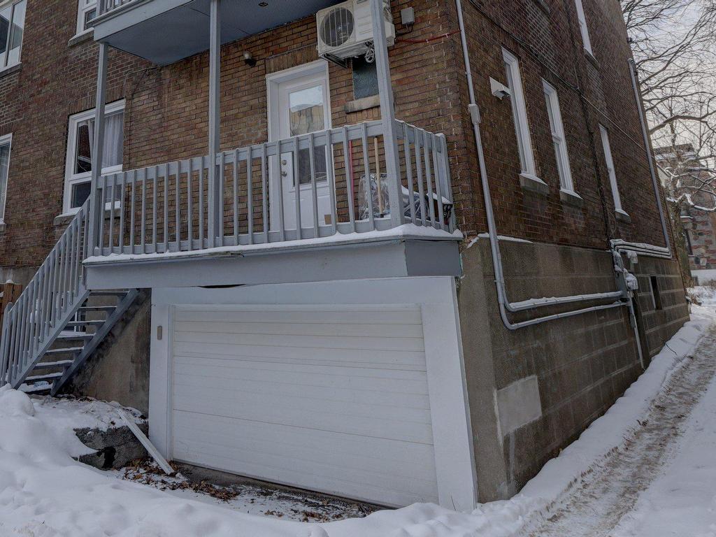 









5739


Av. Trans Island

,
Côte-des-Neiges/Notre-Dame-de-Grâce (Montréal),




QC
H3W3B3

