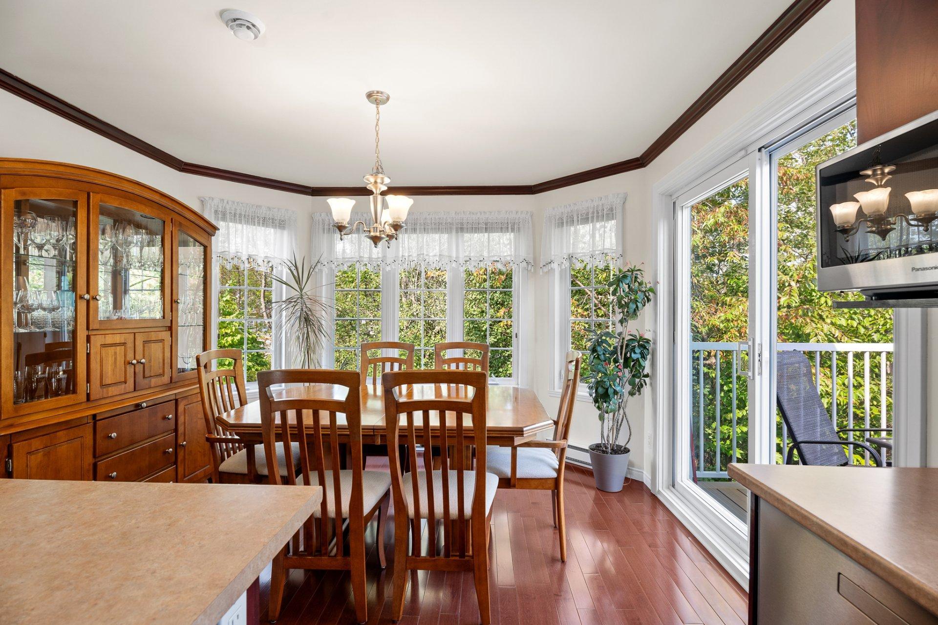 









130


Rue Marguerite

,
Sainte-Agathe-des-Monts,




QC
J8C3L7

