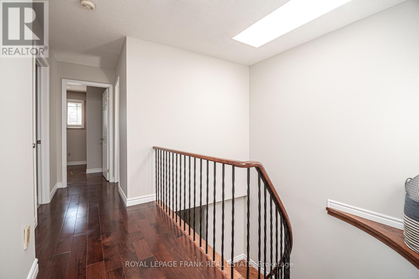 












40 REDHEAD CRESCENT

,
Toronto (Agincourt North),




Ontario
M1V3B4

