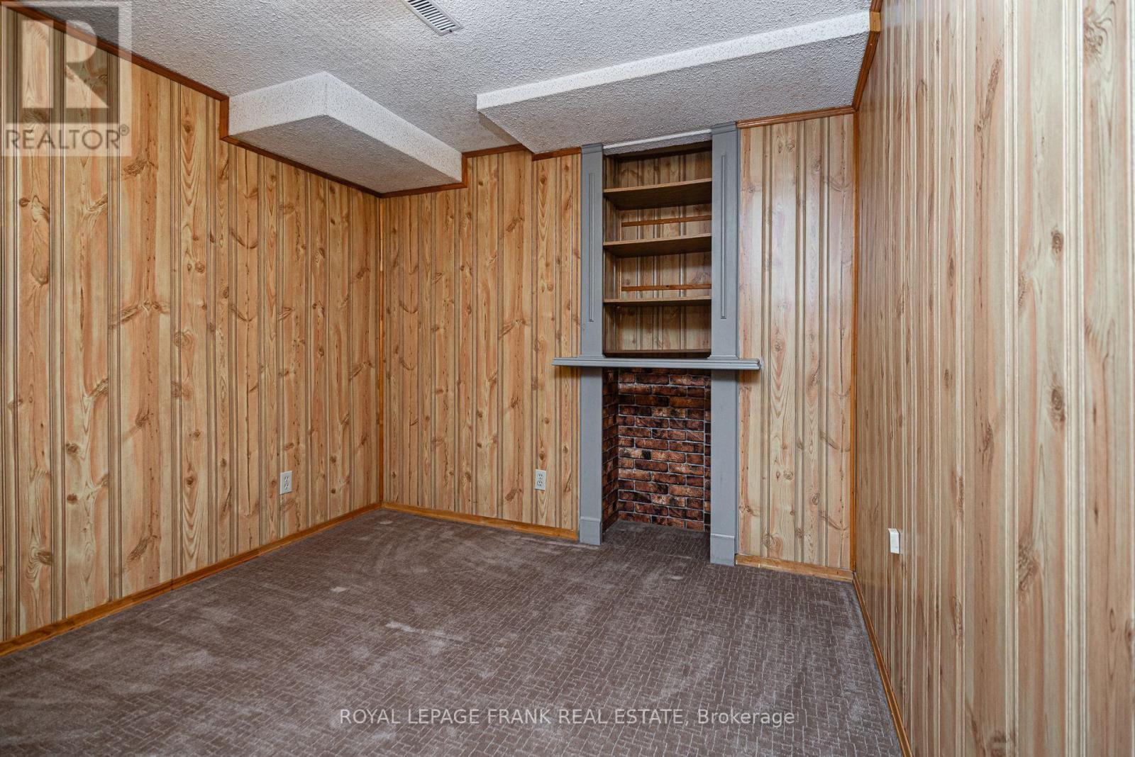 












40 REDHEAD CRESCENT

,
Toronto (Agincourt North),




Ontario
M1V3B4


