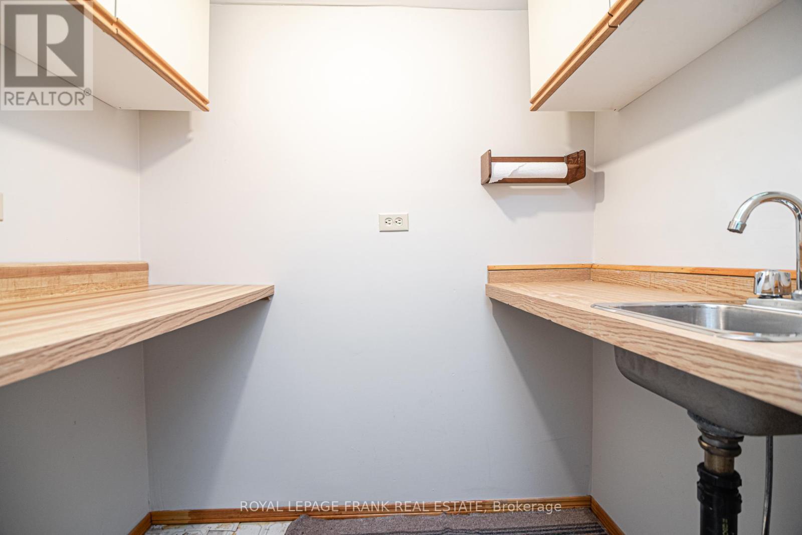 












40 REDHEAD CRESCENT

,
Toronto (Agincourt North),




Ontario
M1V3B4

