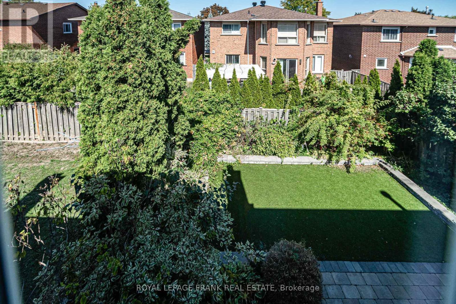 












40 REDHEAD CRESCENT

,
Toronto (Agincourt North),




Ontario
M1V3B4

