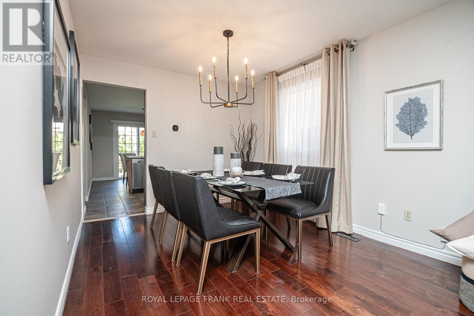 












40 REDHEAD CRESCENT

,
Toronto (Agincourt North),




Ontario
M1V3B4

