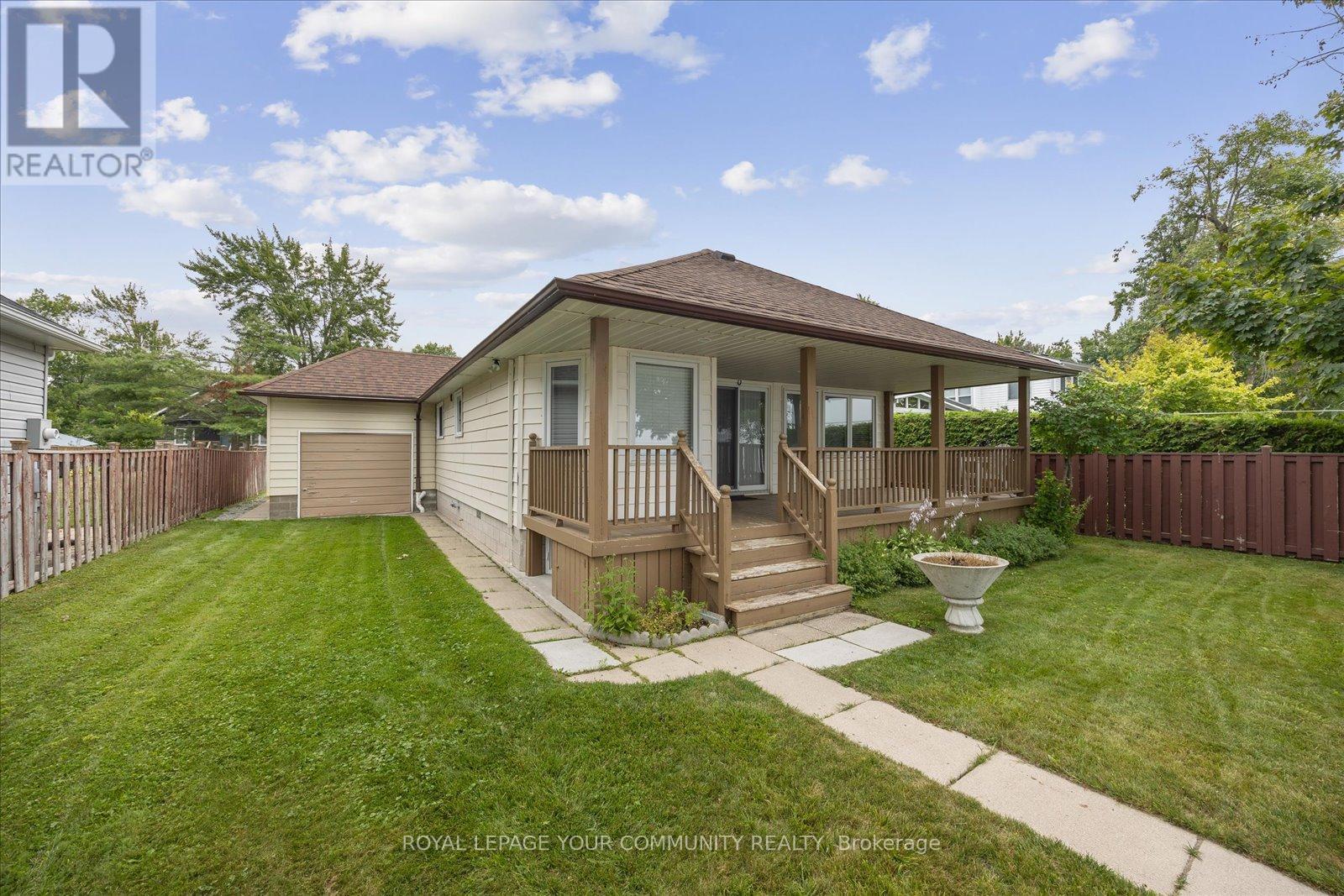 












2762 LONE BIRCH TRAIL

,
Ramara,




Ontario
L0K1B0

