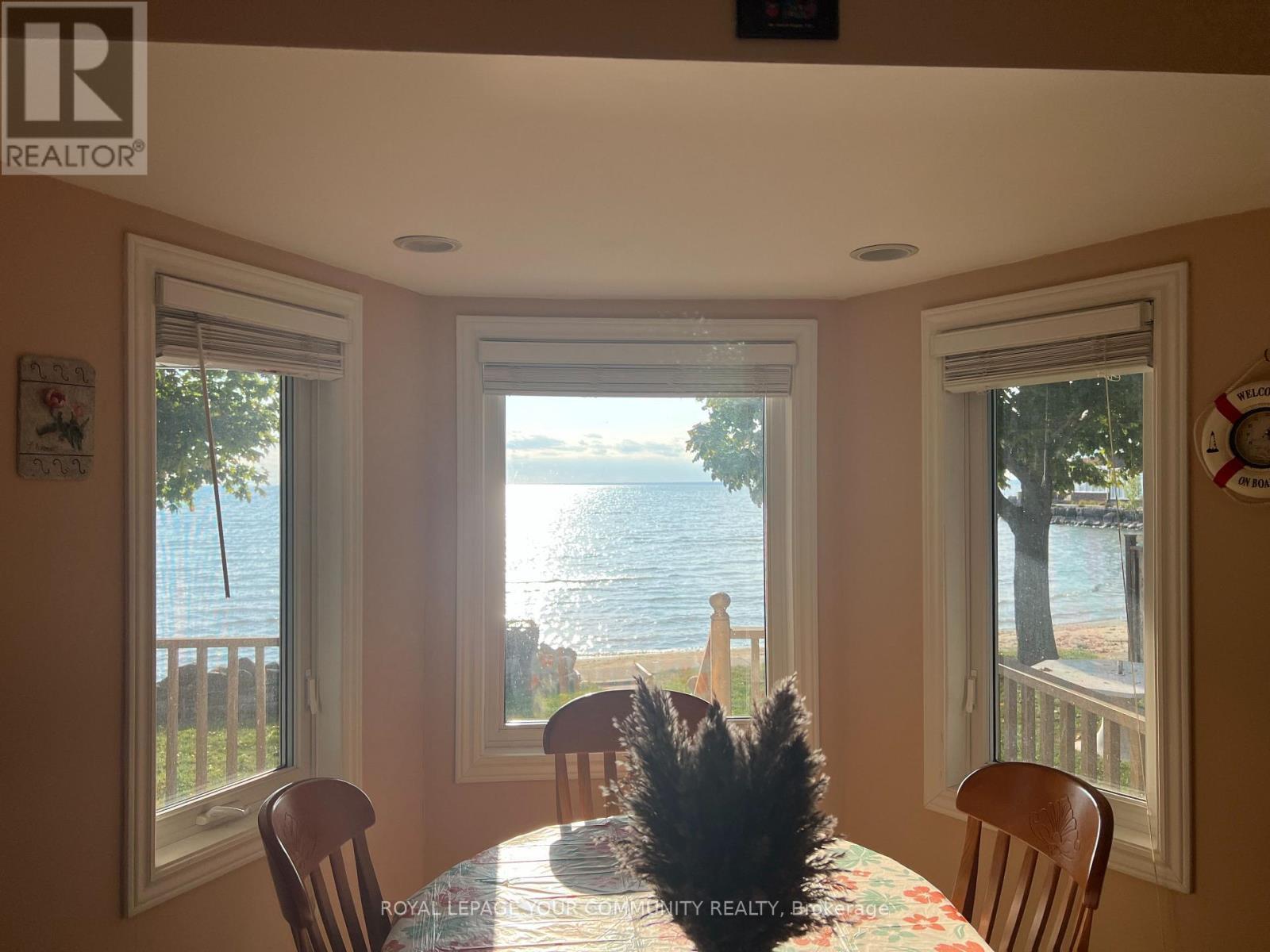 












2762 LONE BIRCH TRAIL

,
Ramara,




Ontario
L0K1B0

