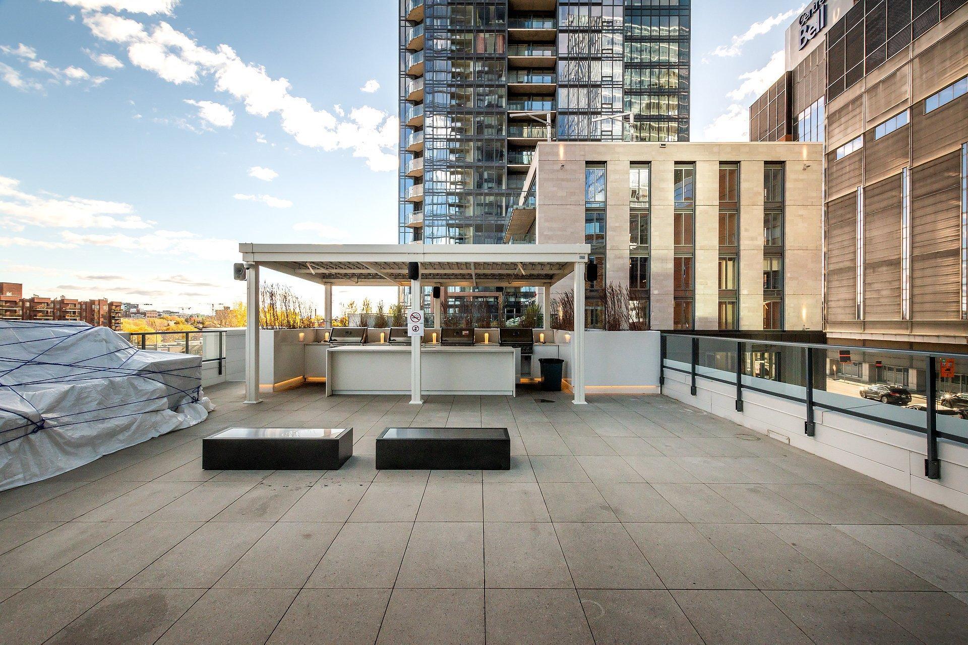 









1188


Rue St-Antoine O.

, 3911,
Montréal (Ville-Marie),




QC
H3C1B4


